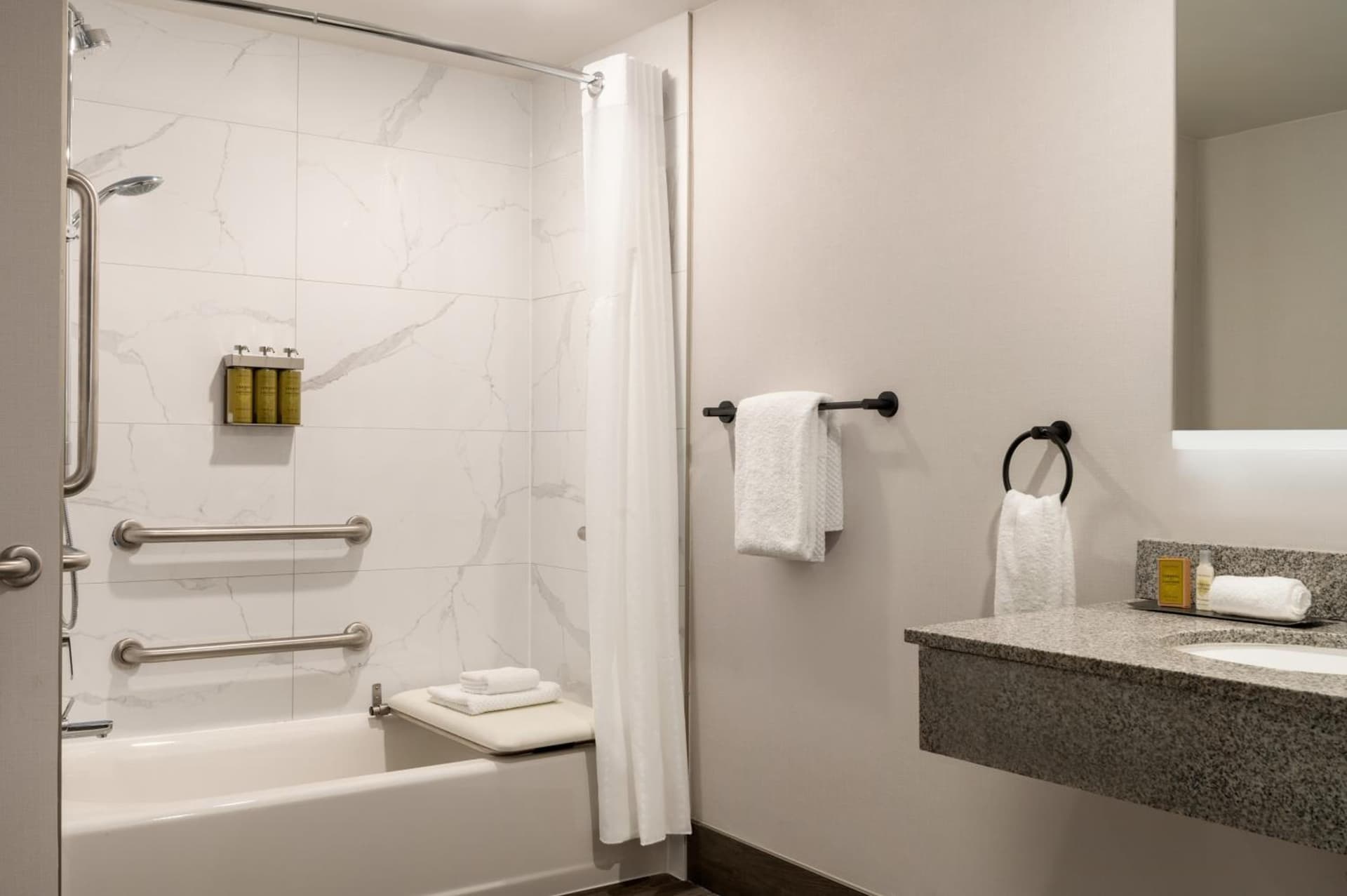DoubleTree by Hilton San Francisco South Airport Blvd interior in South San Francisco, CA — gallery photo 2