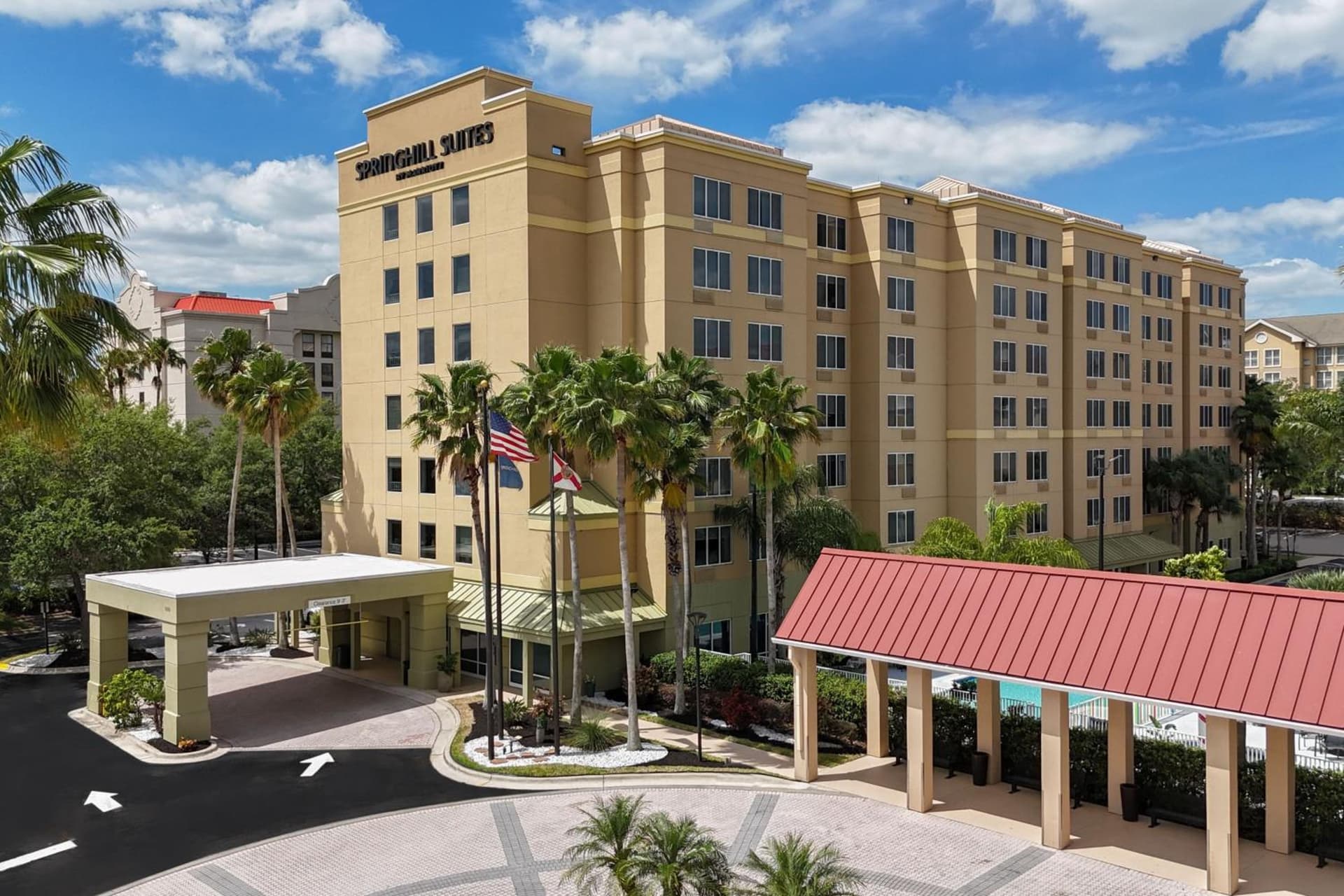 SpringHill Suites by Marriott Orlando Convention Center interior in Orlando, FL — gallery photo 2