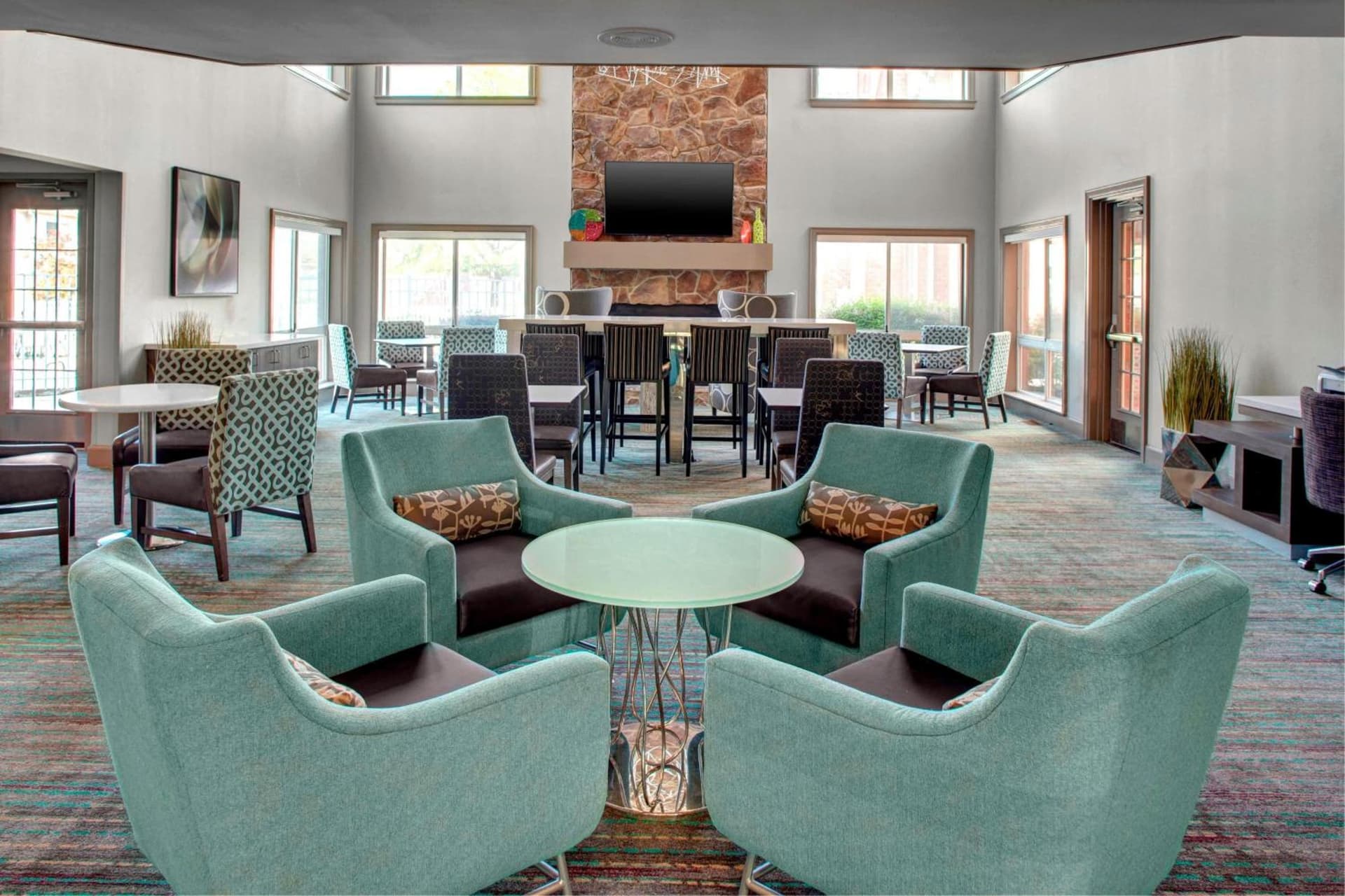 Residence Inn by Marriott Cleveland Independence interior in Independence, OH — gallery photo 2