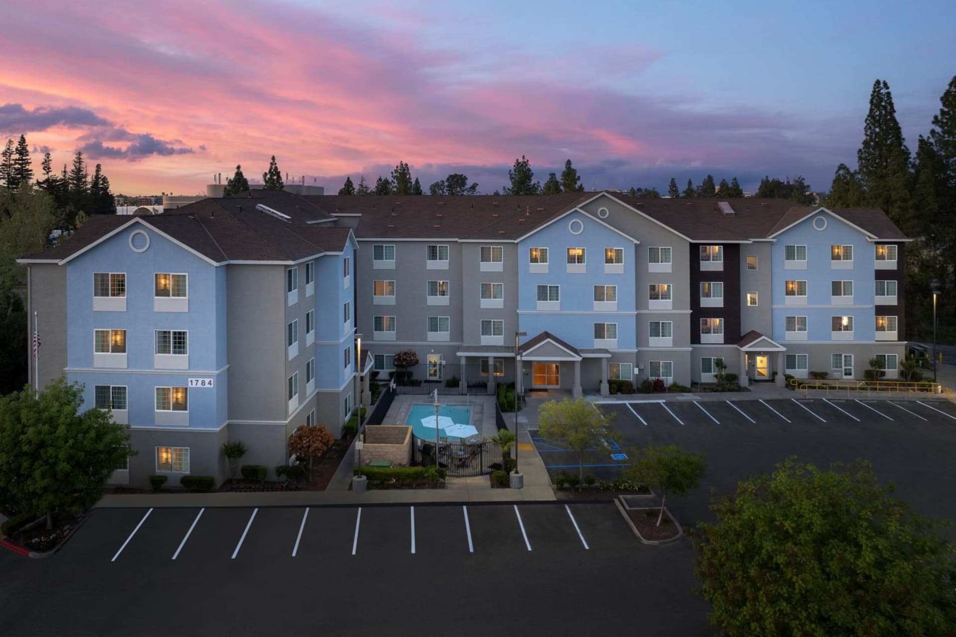 TownePlace Suites Sacramento Cal Expo featured exterior or lobby in Sacramento, CA — similar hotel