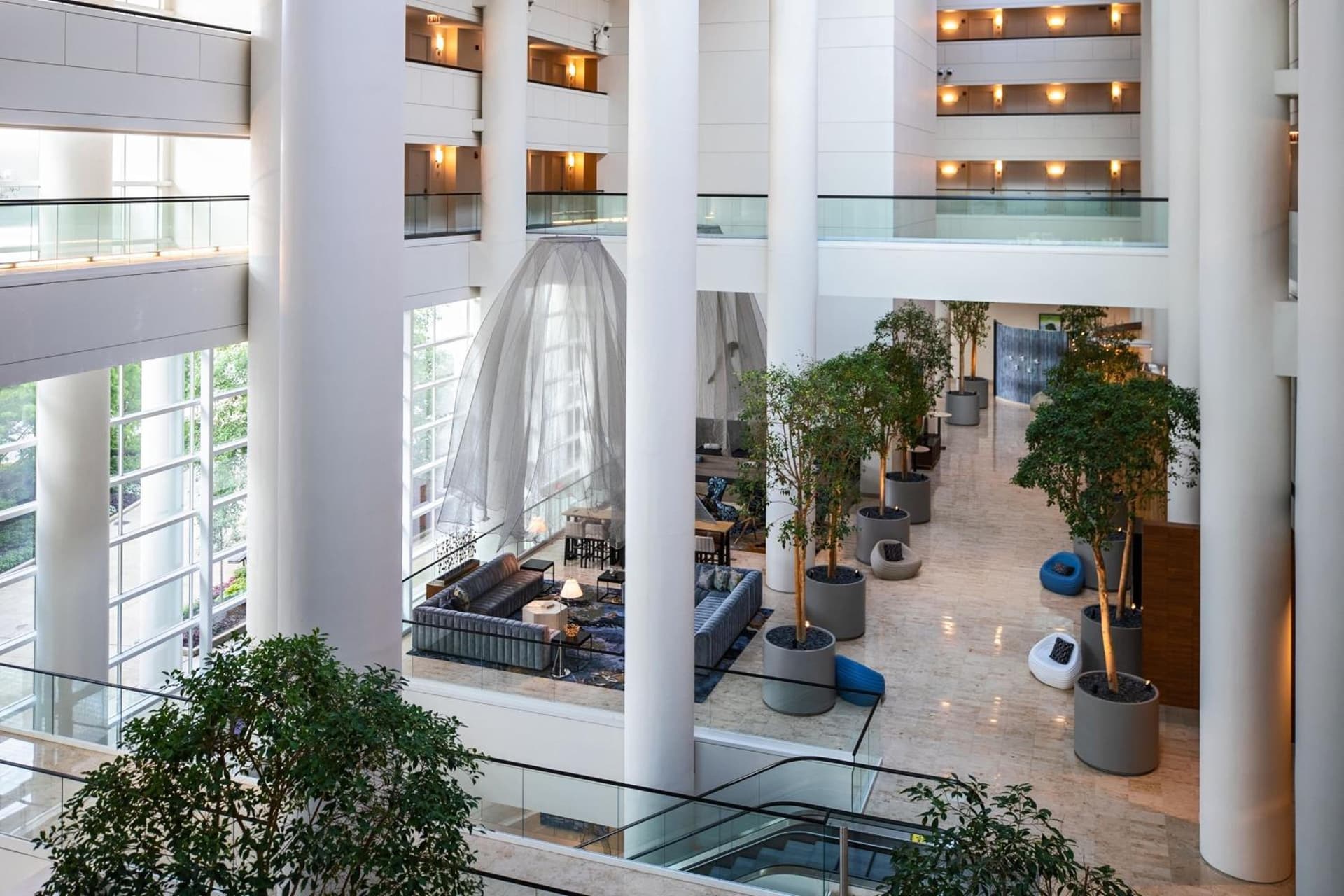 Renaissance Schaumburg Convention Center Hotel gallery photo in Schaumburg, IL — image 69