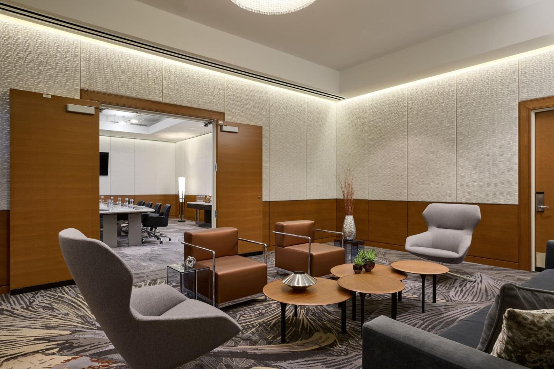 Renaissance Schaumburg Convention Center Hotel gallery photo in Schaumburg, IL — image 32
