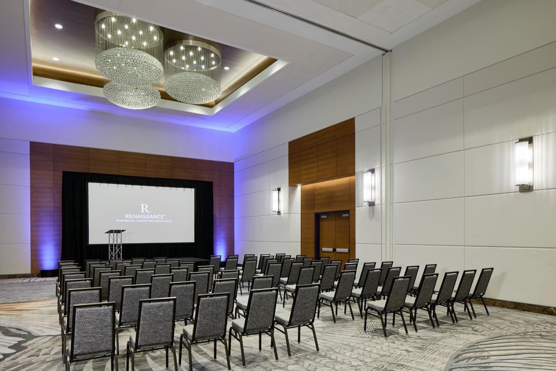 Renaissance Schaumburg Convention Center Hotel gallery photo in Schaumburg, IL — image 47
