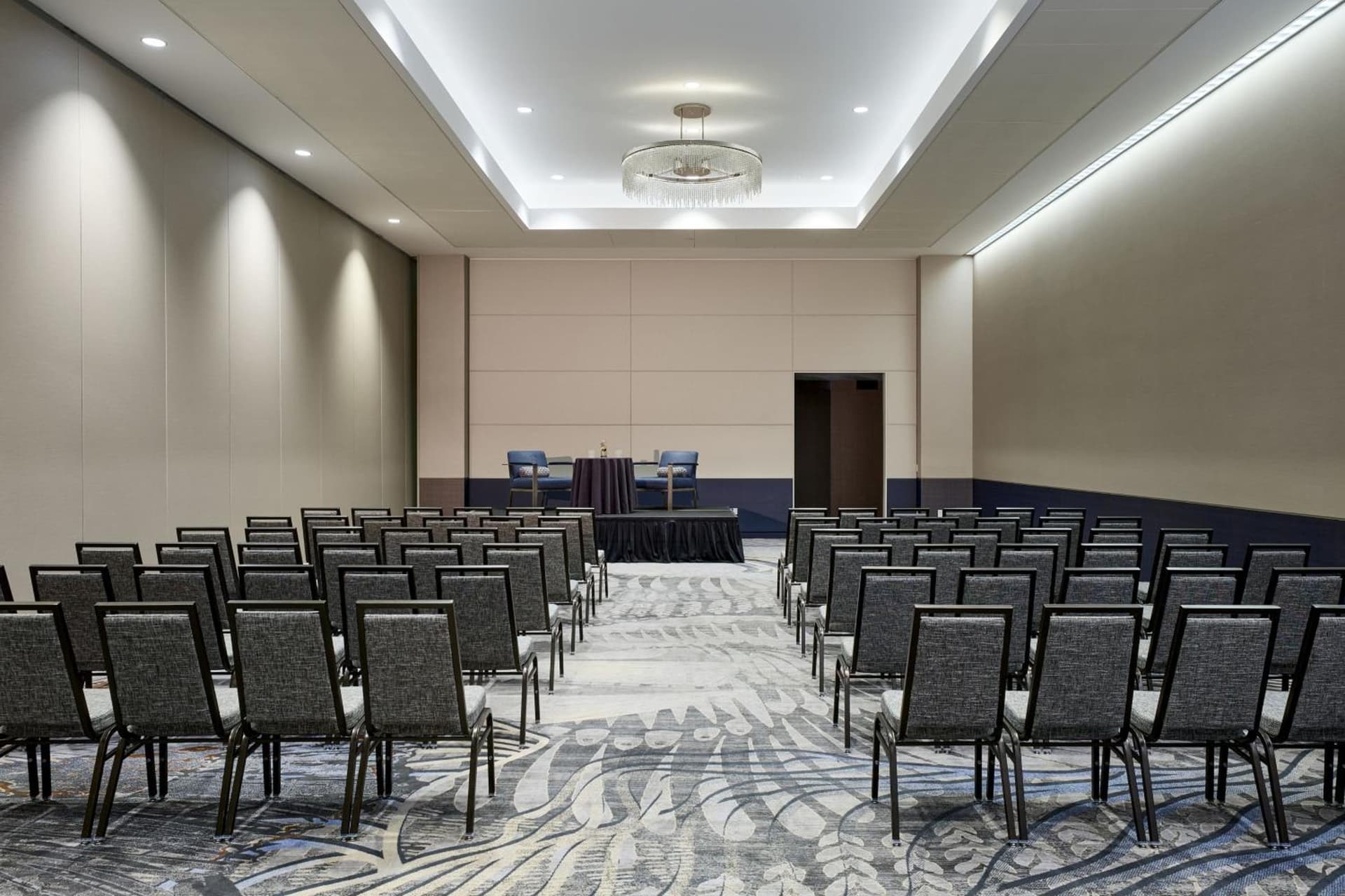 Renaissance Schaumburg Convention Center Hotel gallery photo in Schaumburg, IL — image 23