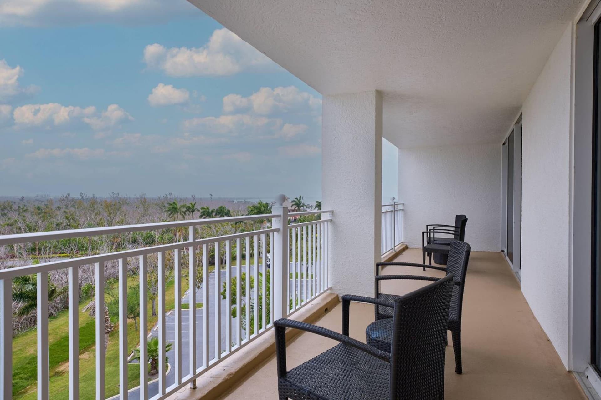 Marriott Sanibel Harbour Resort & Spa interior in Fort Myers, FL — gallery photo 2