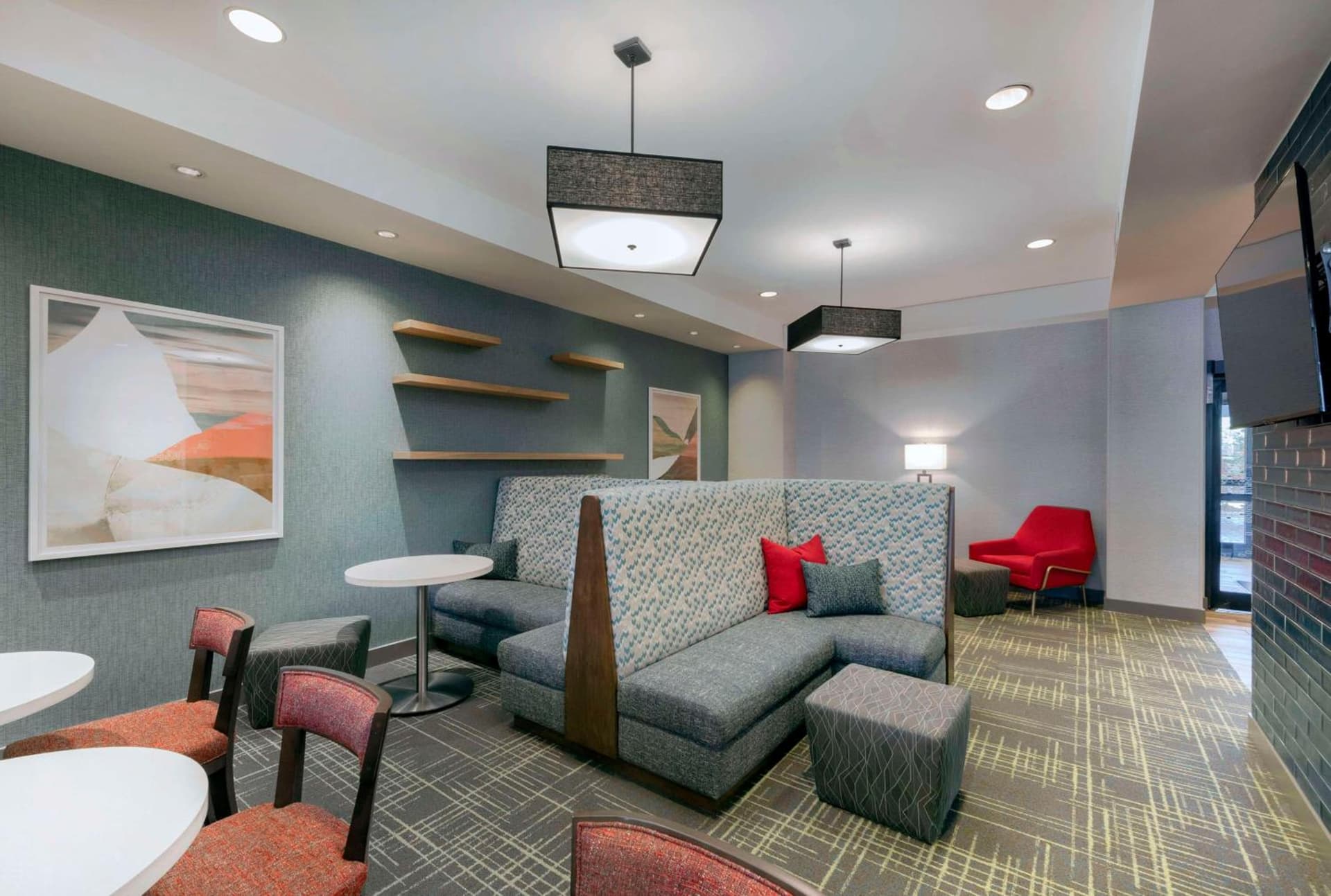 Hampton Inn & Suites Burlington gallery photo in Burlington, NC — image 18