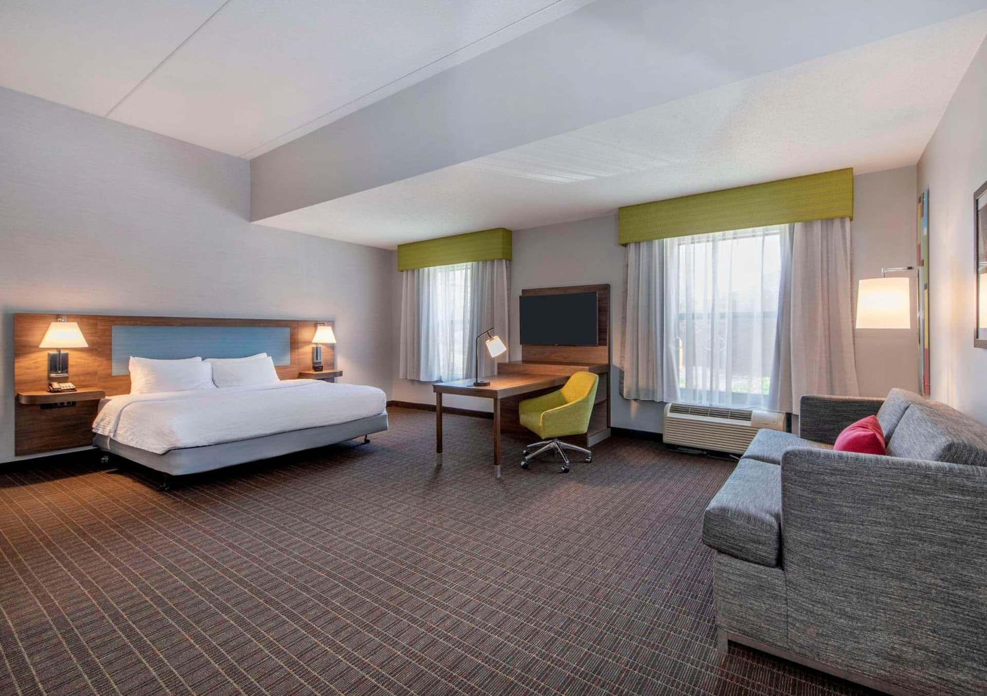 Hampton Inn & Suites Burlington gallery photo in Burlington, NC — image 25