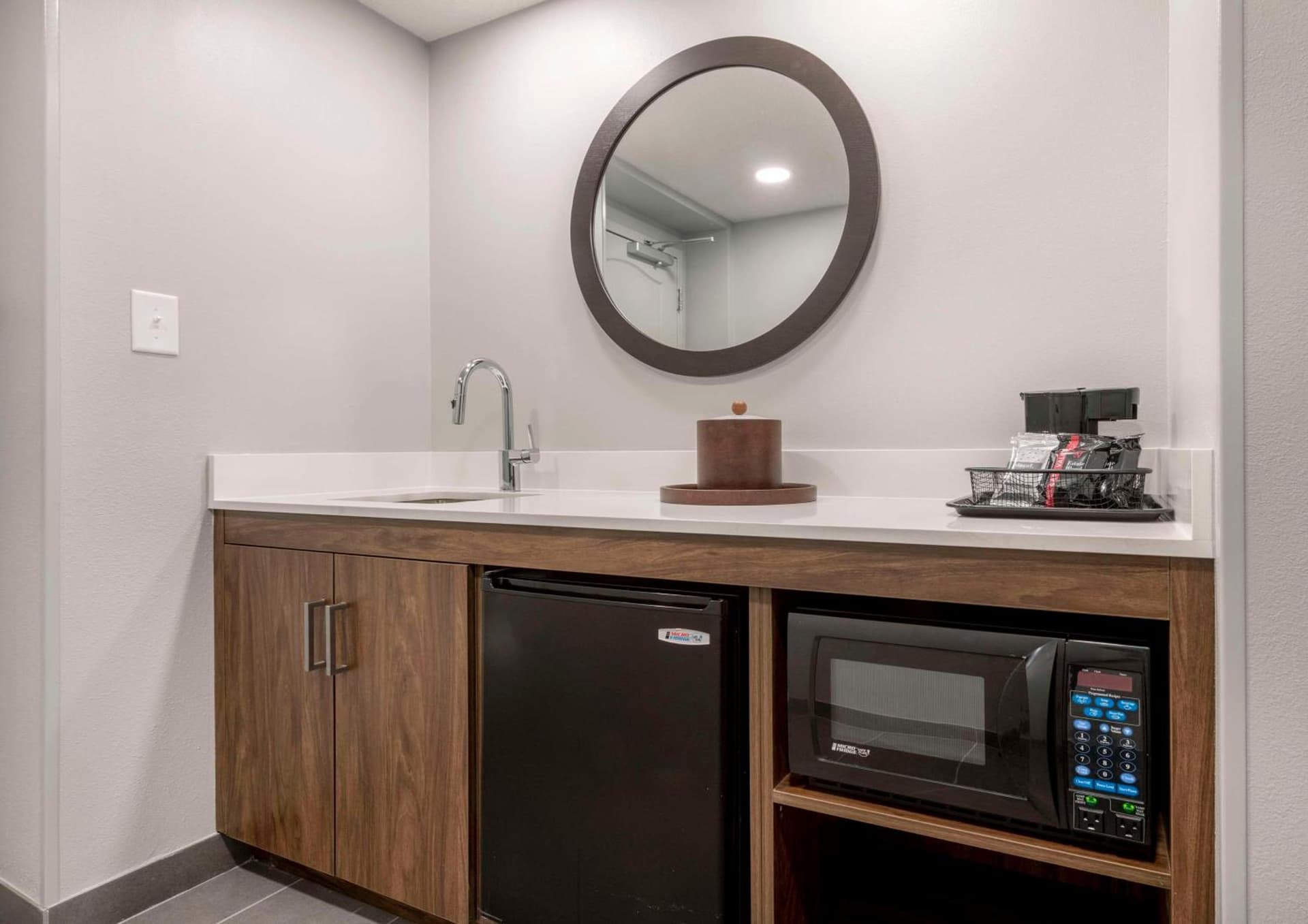 Hampton Inn & Suites Burlington gallery photo in Burlington, NC — image 33