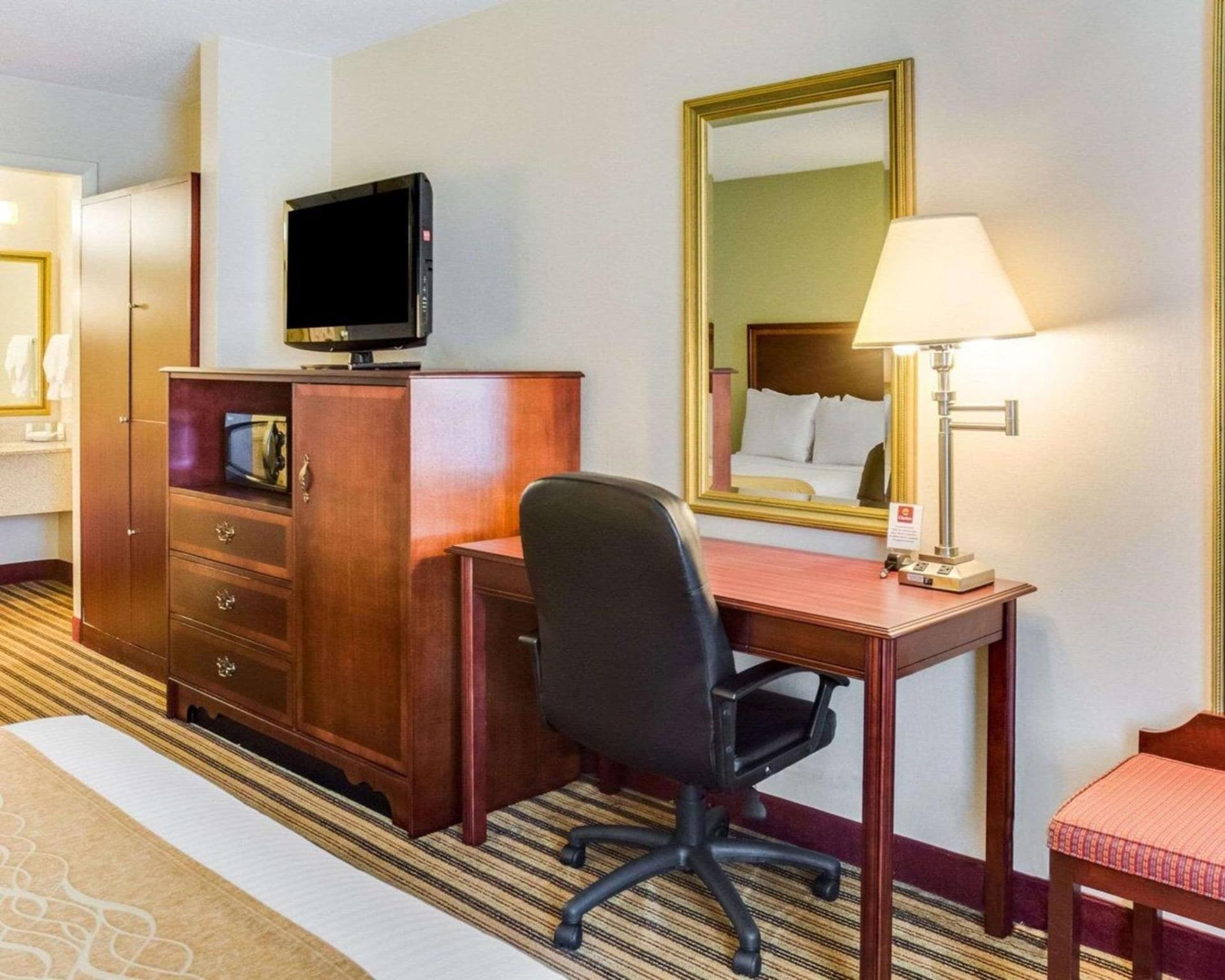 Clarion Inn Fredericksburg North gallery photo in Fredericksburg, VA — image 4