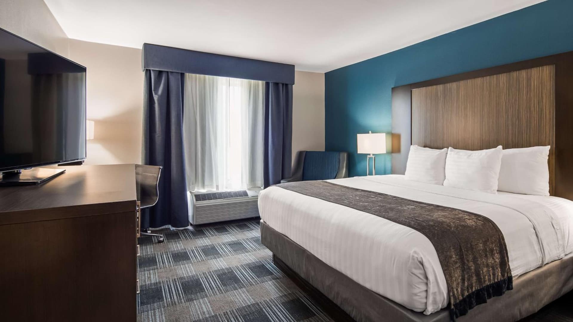 Best Western Town Center Inn property views in Weslaco, TX — gallery photo 3