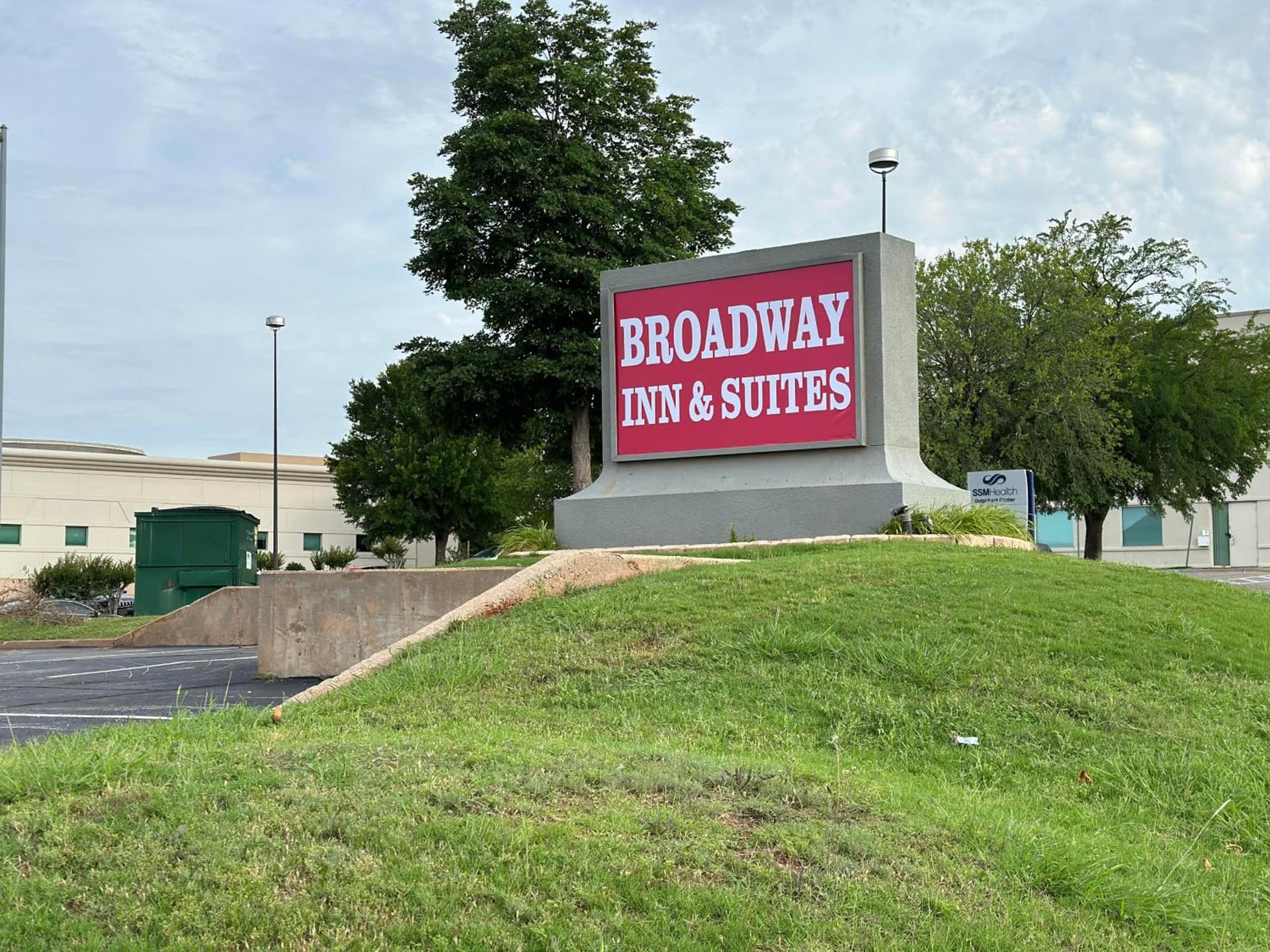 Broadway INN & SUITES OKC — hotel in Oklahoma City, Oklahoma