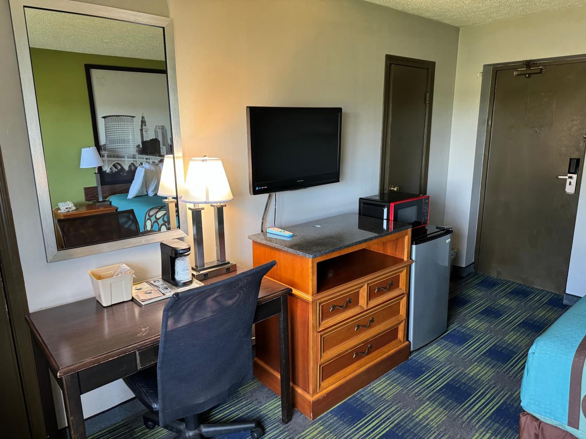 South Ridge Inn gallery photo in North Ridgeville, OH — image 18