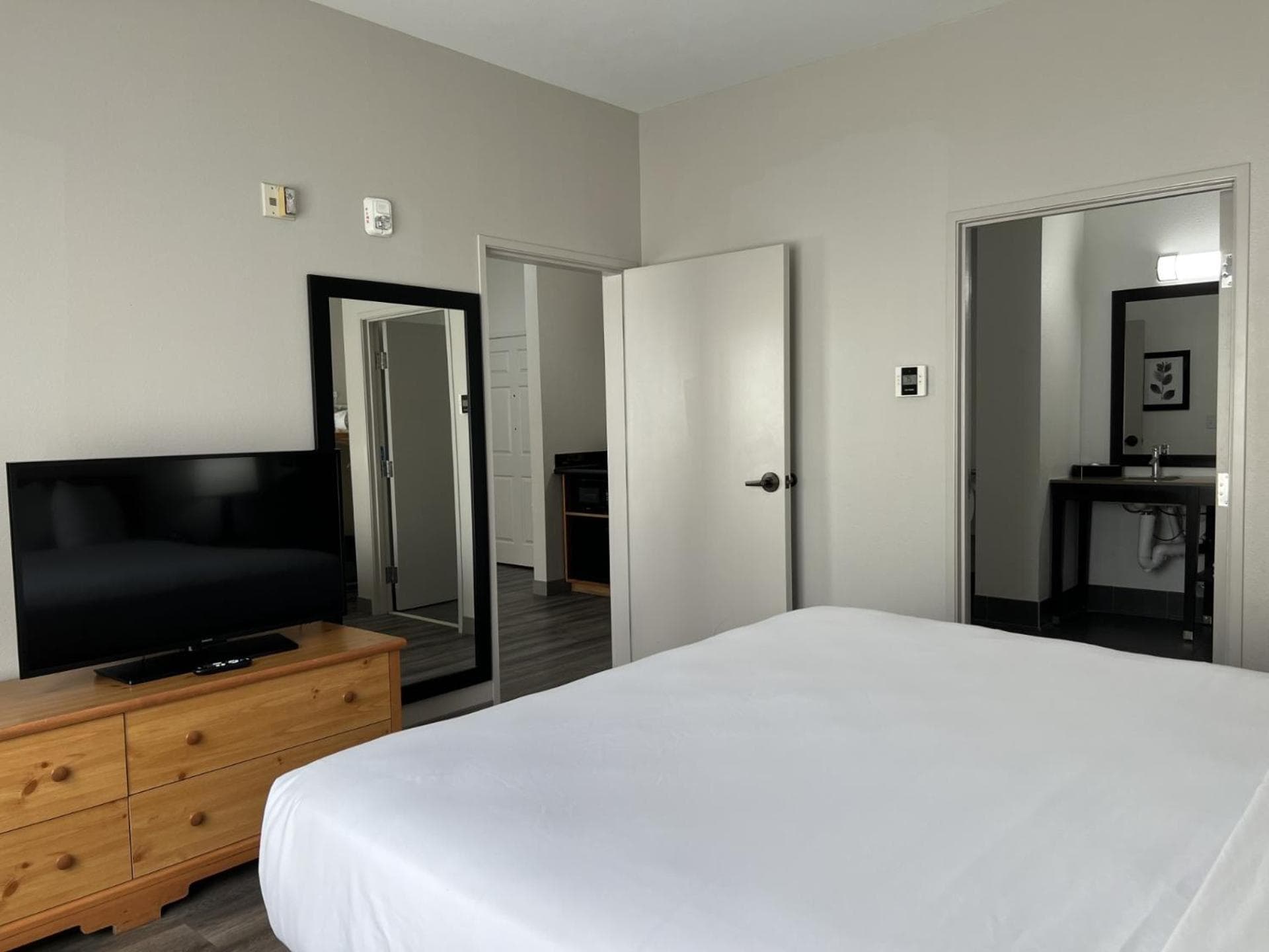 Country Inn & Suites by Radisson, Tucson Airport, AZ property views in Tucson, AZ — gallery photo 3