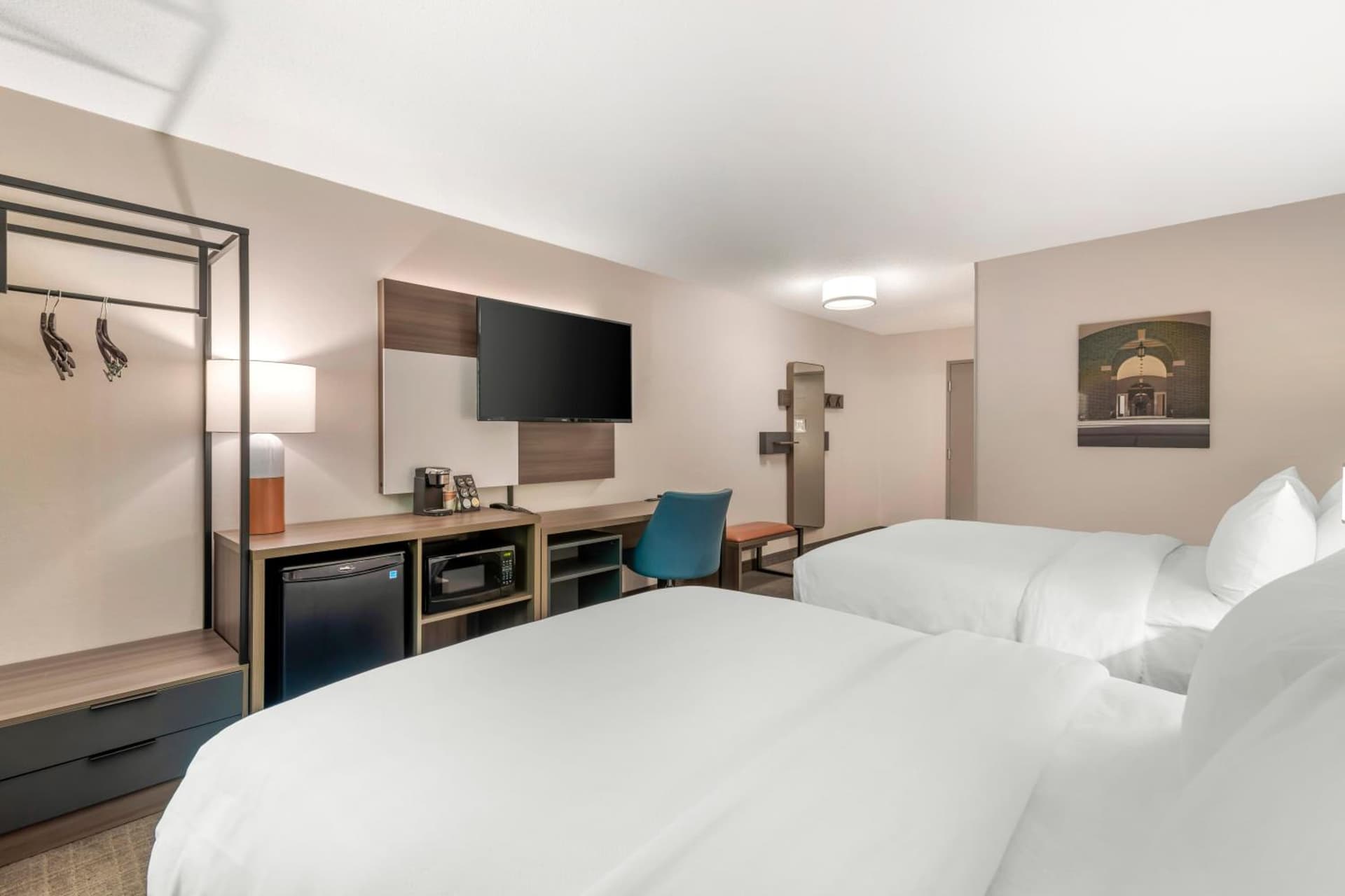 Comfort Inn & Suites Saratoga Springs gallery photo in Saratoga Springs, NY — image 37