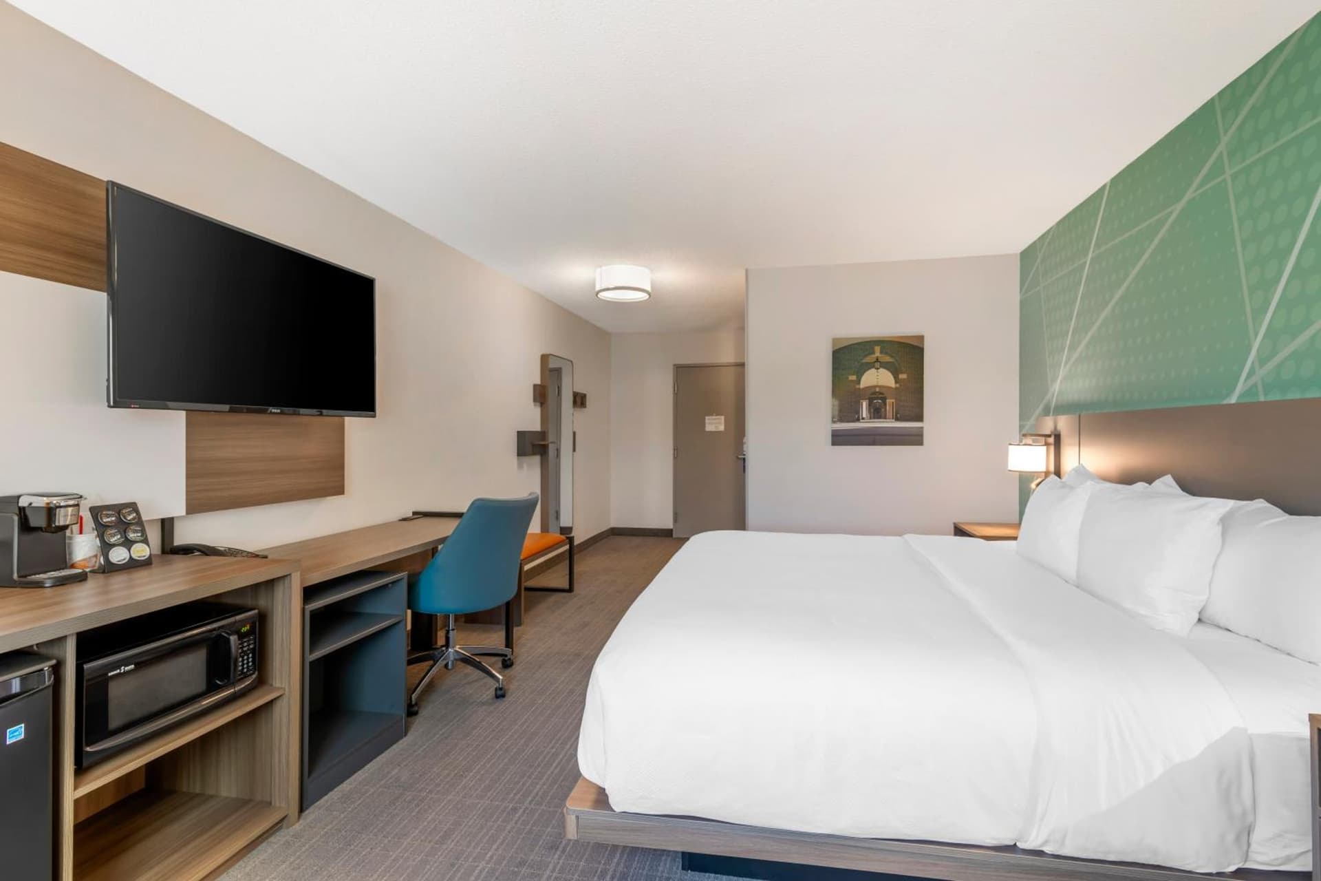 Comfort Inn & Suites Saratoga Springs gallery photo in Saratoga Springs, NY — image 19