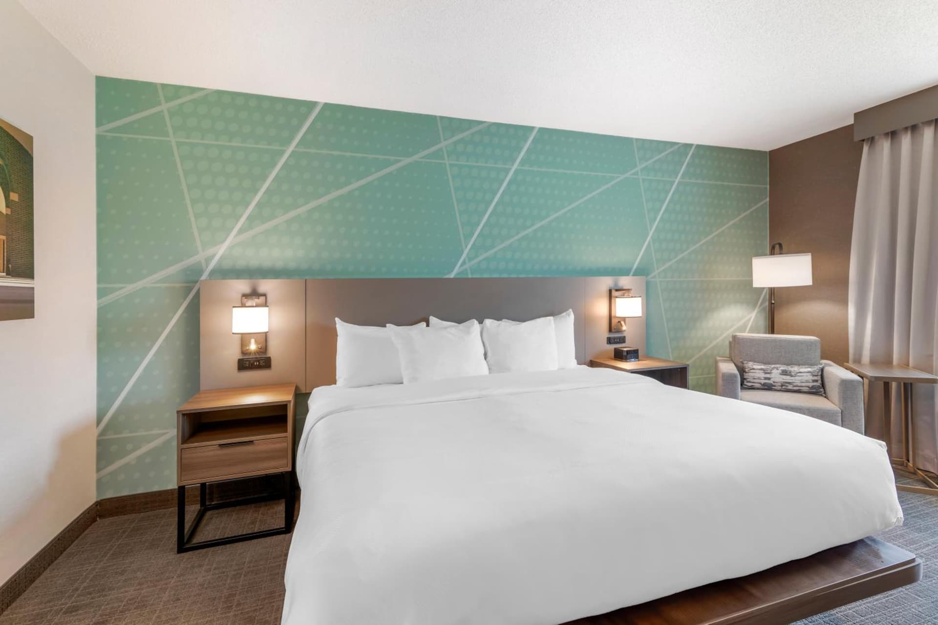 Comfort Inn & Suites Saratoga Springs gallery photo in Saratoga Springs, NY — image 33