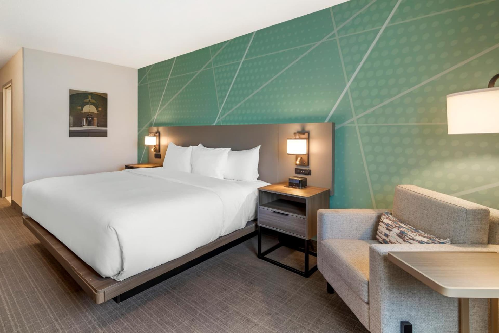 Comfort Inn & Suites Saratoga Springs gallery photo in Saratoga Springs, NY — image 11