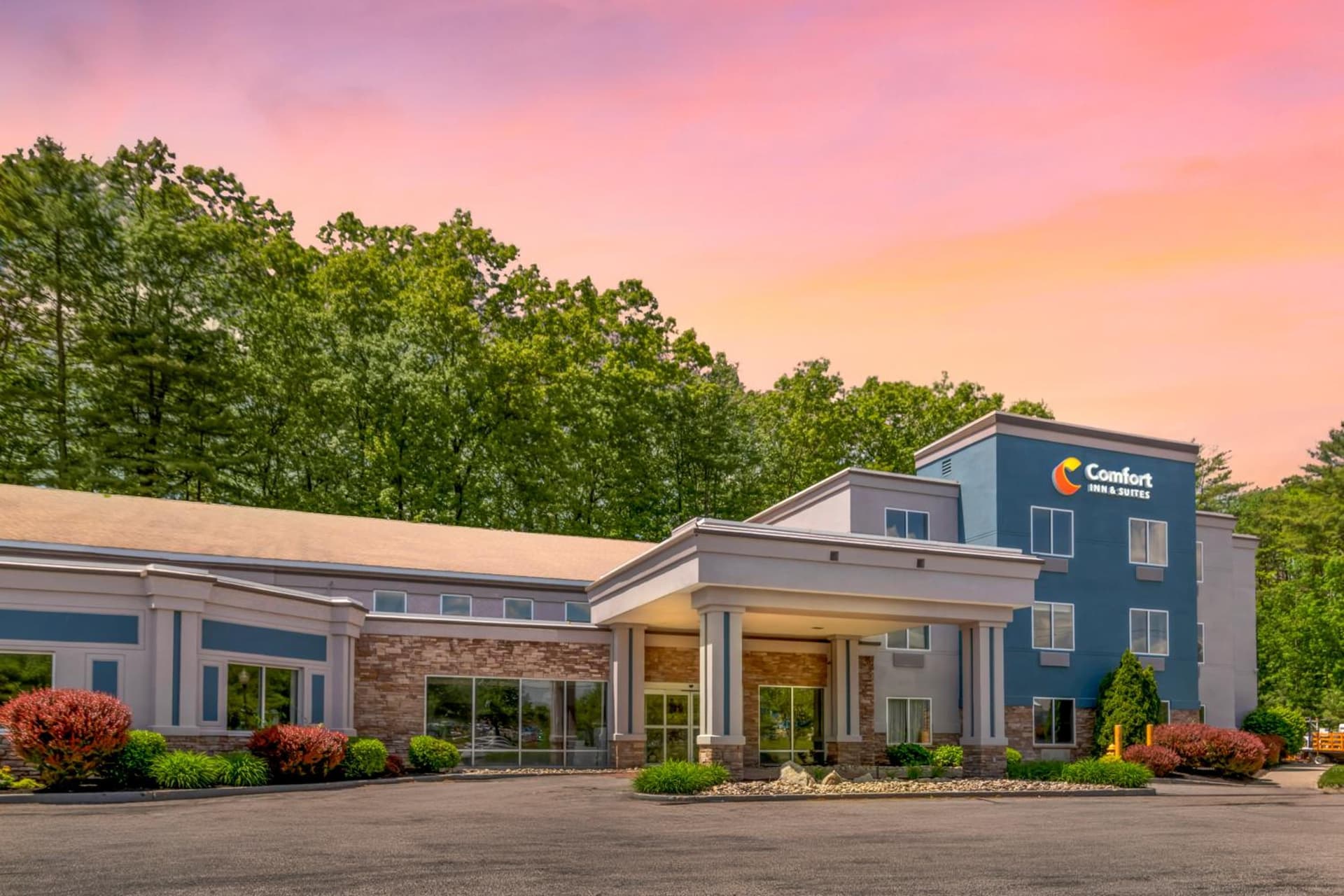 Comfort Inn & Suites Saratoga Springs gallery photo in Saratoga Springs, NY — image 27