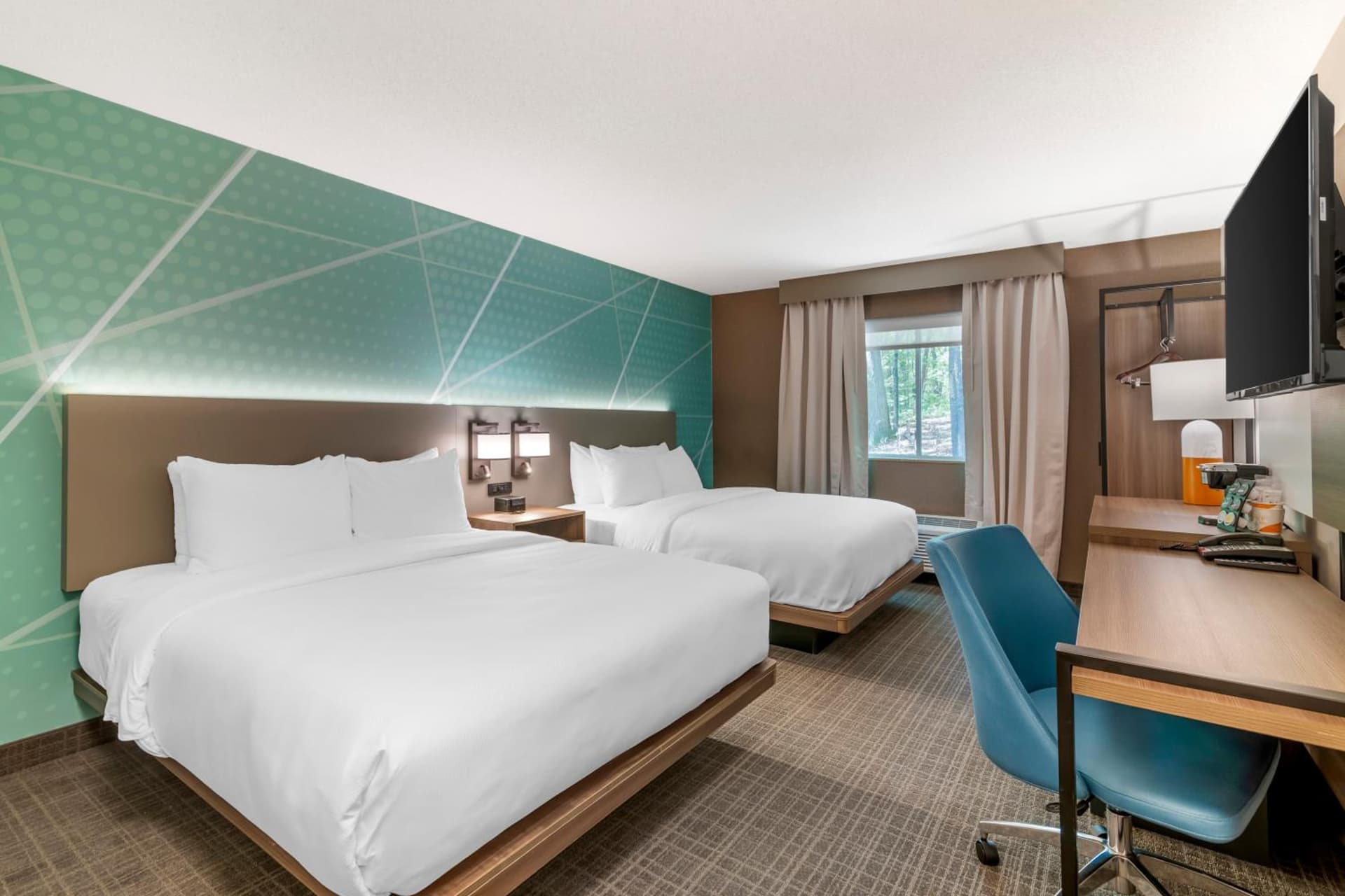 Comfort Inn & Suites Saratoga Springs gallery photo in Saratoga Springs, NY — image 25