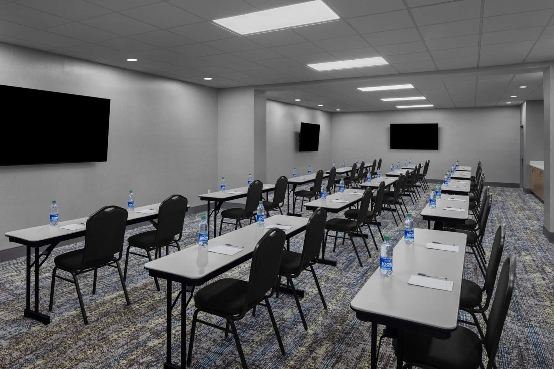 Hampton Inn Cleveland-Downtown gallery photo in Cleveland, OH — image 13