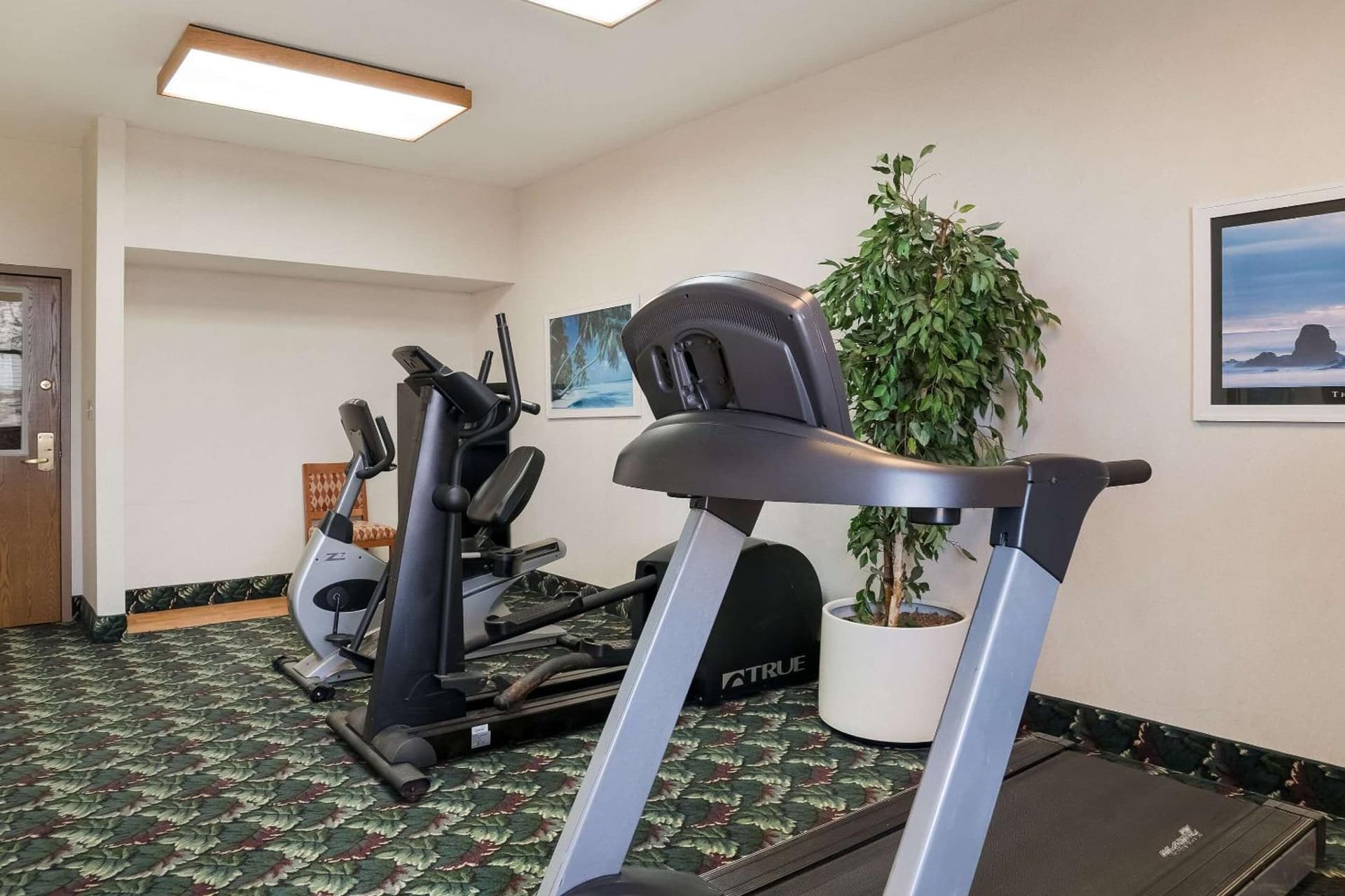Quality Inn & Suites gallery photo in Saginaw, MI — image 26
