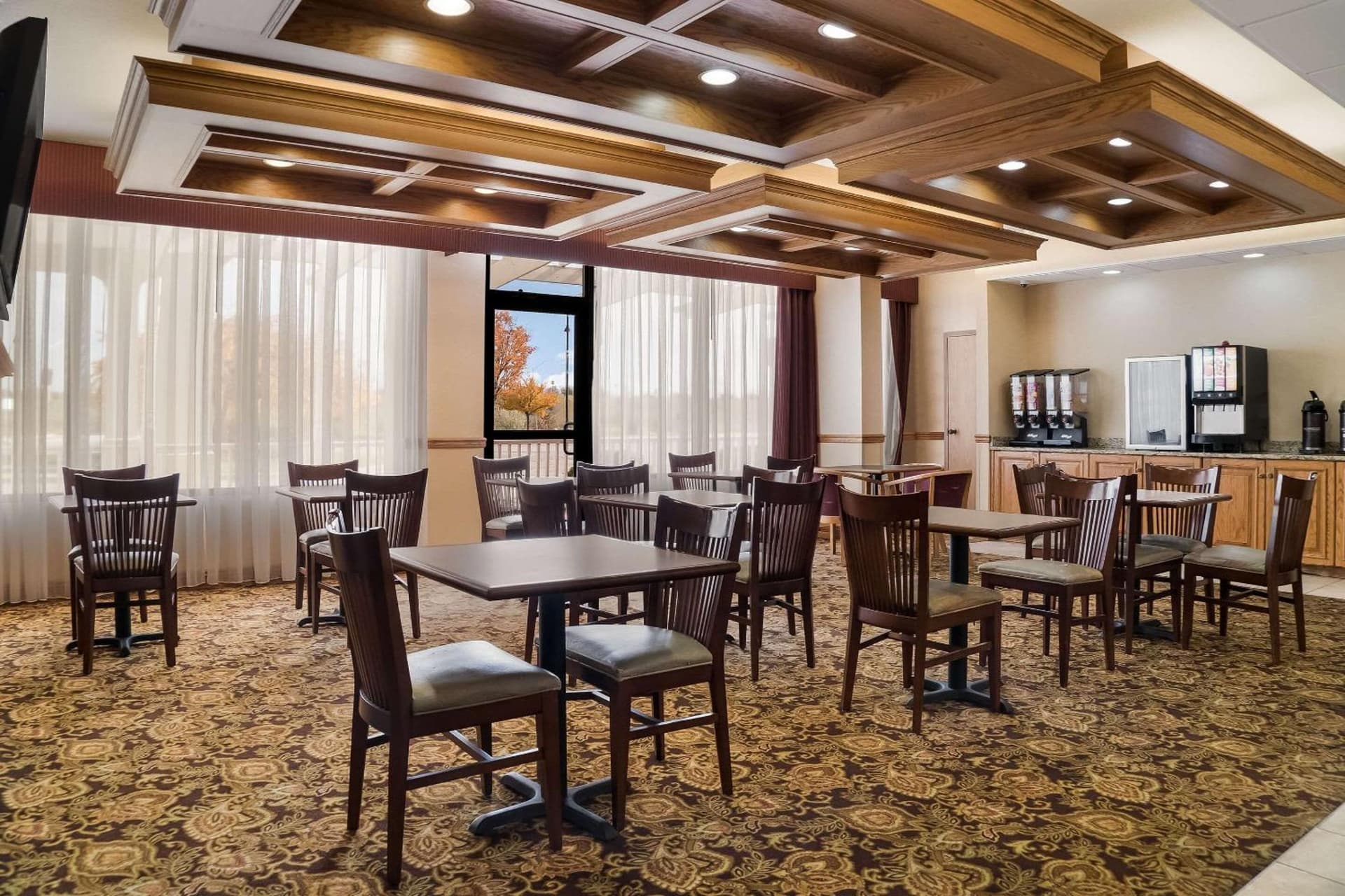 Quality Inn & Suites gallery photo in Saginaw, MI — image 40