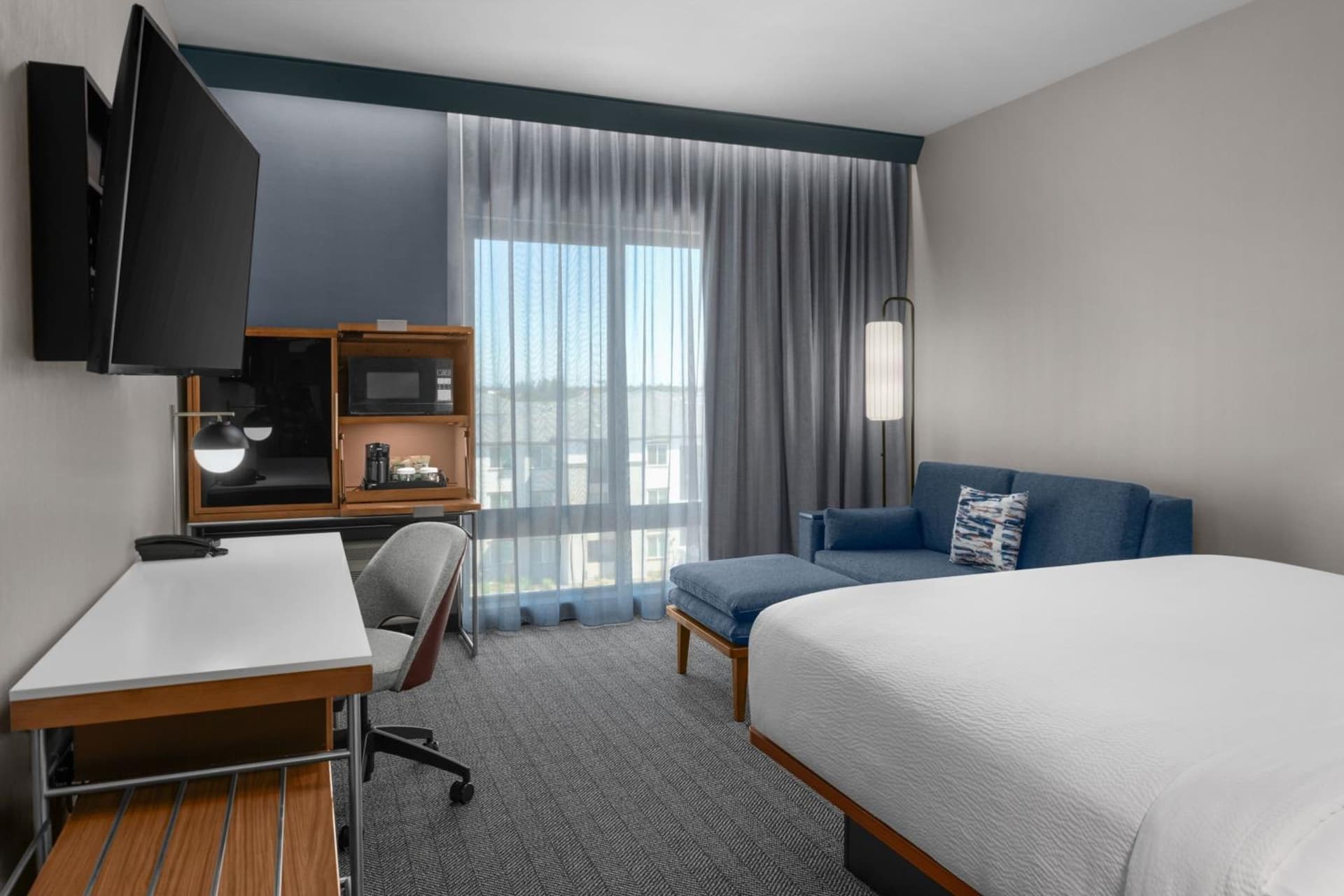 Courtyard by Marriott Modesto North property views in Modesto, CA — gallery photo 3