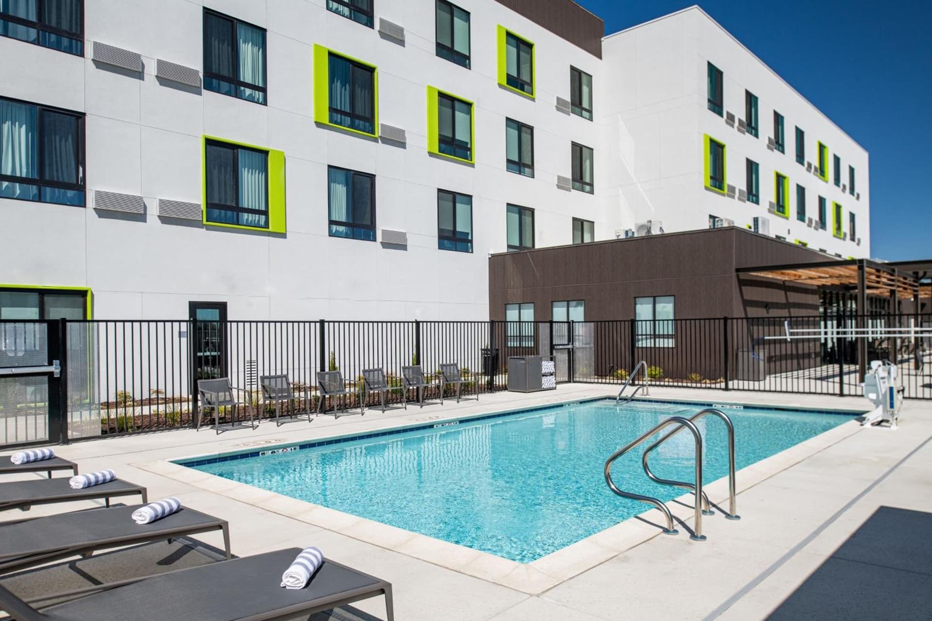 Courtyard by Marriott Modesto North gallery photo in Modesto, CA — image 11