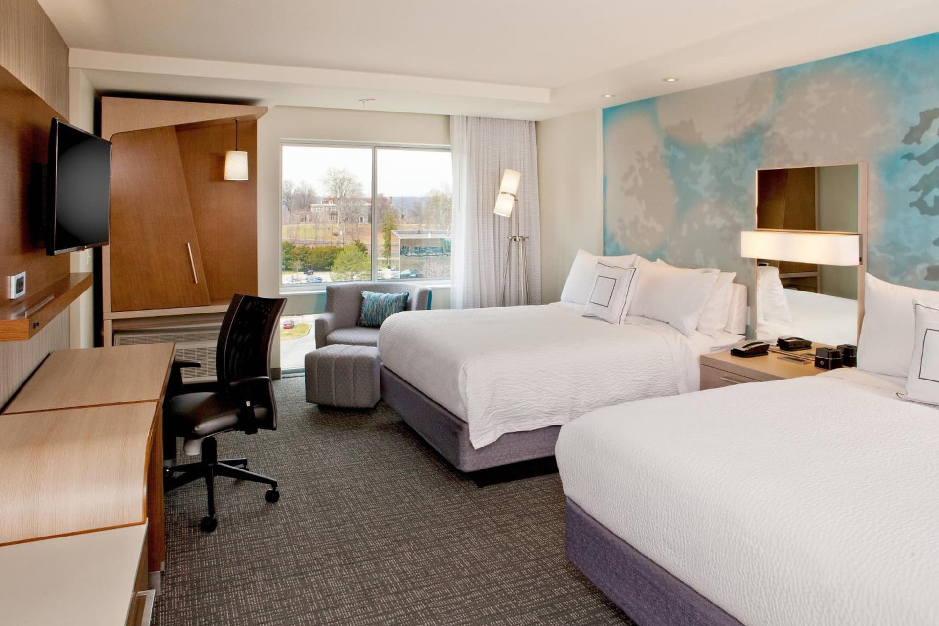 Courtyard by Marriott Yonkers Westchester County property views in Yonkers, NY — gallery photo 3