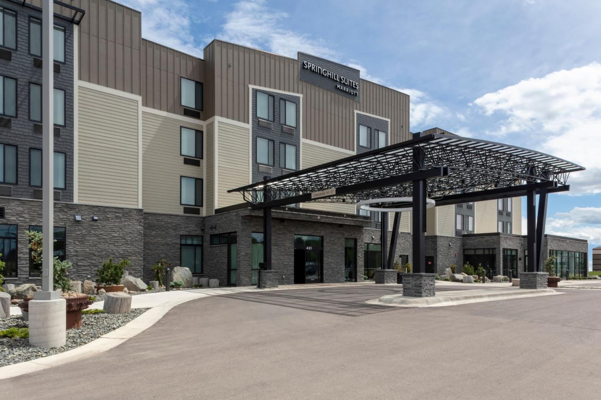 SpringHill Suites by Marriott Great Falls interior in Great Falls, MT — gallery photo 2