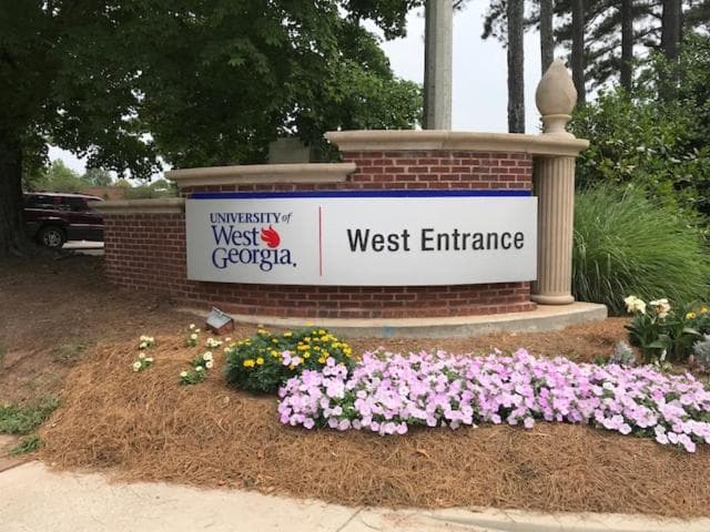 Super Inn & Suites Carrollton,West Georgia property views in Carrollton, GA — gallery photo 3