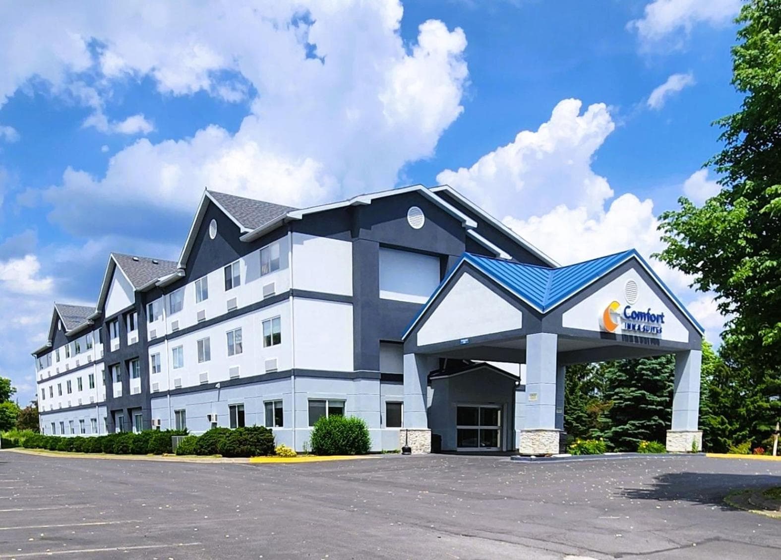 Comfort Inn & Suites Liverpool - Syracuse gallery photo in Liverpool, NY — image 18