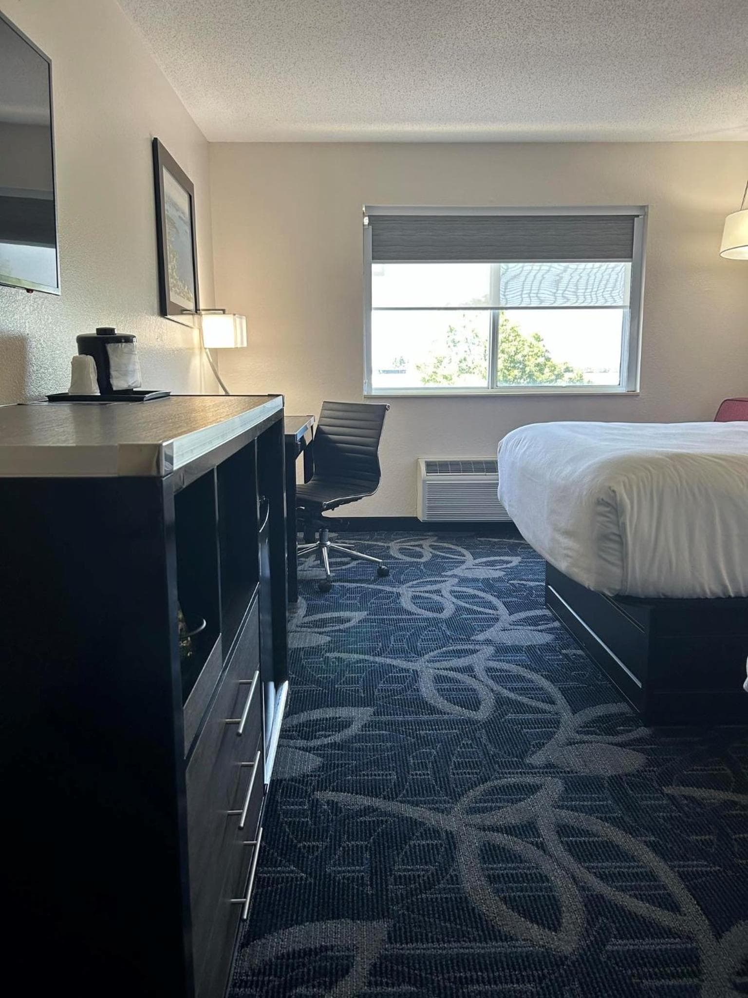 Comfort Inn & Suites Liverpool - Syracuse property views in Liverpool, NY — gallery photo 3