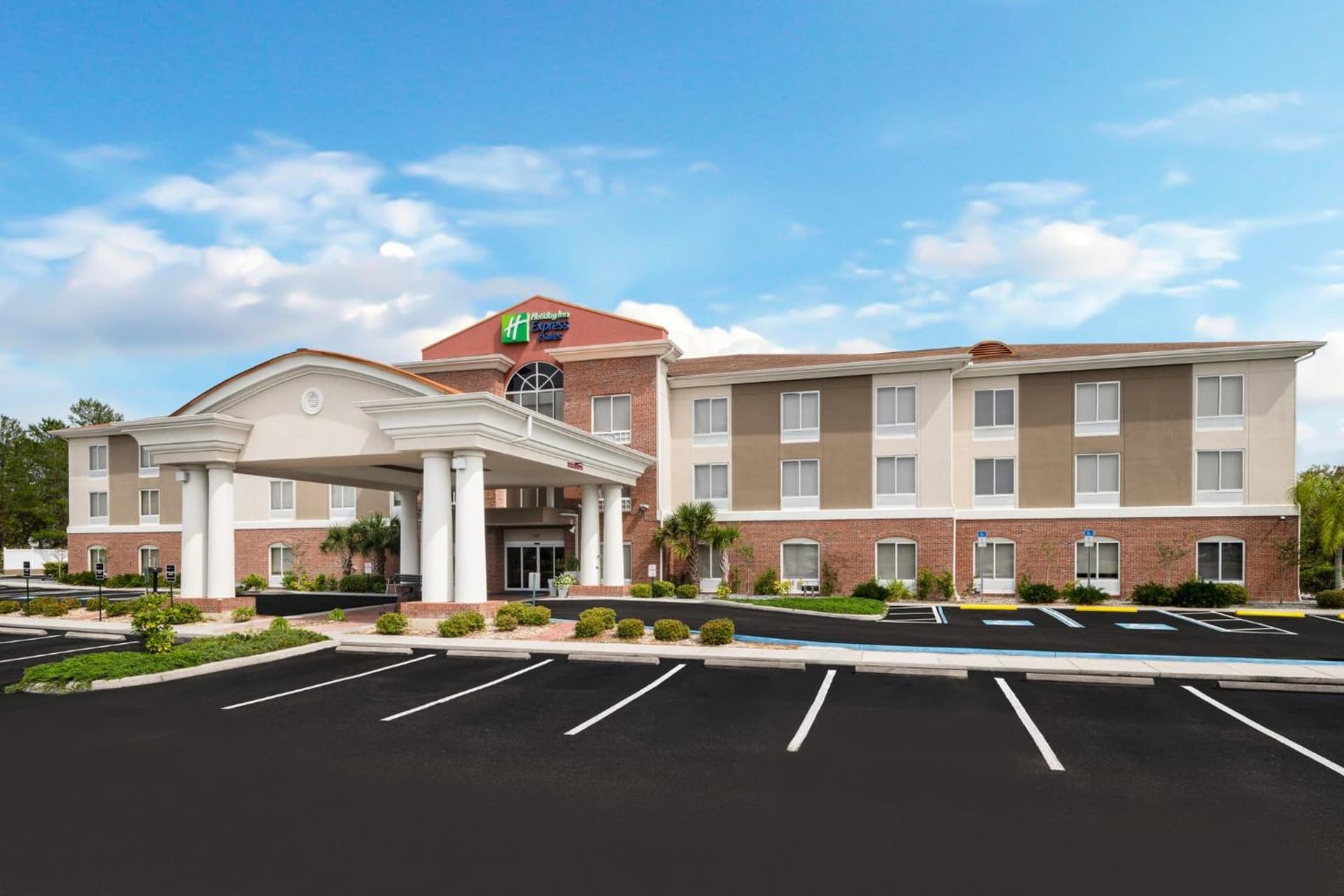 Holiday Inn Express & Suites Spring Hill by IHG gallery photo in Spring Hill, FL — image 27