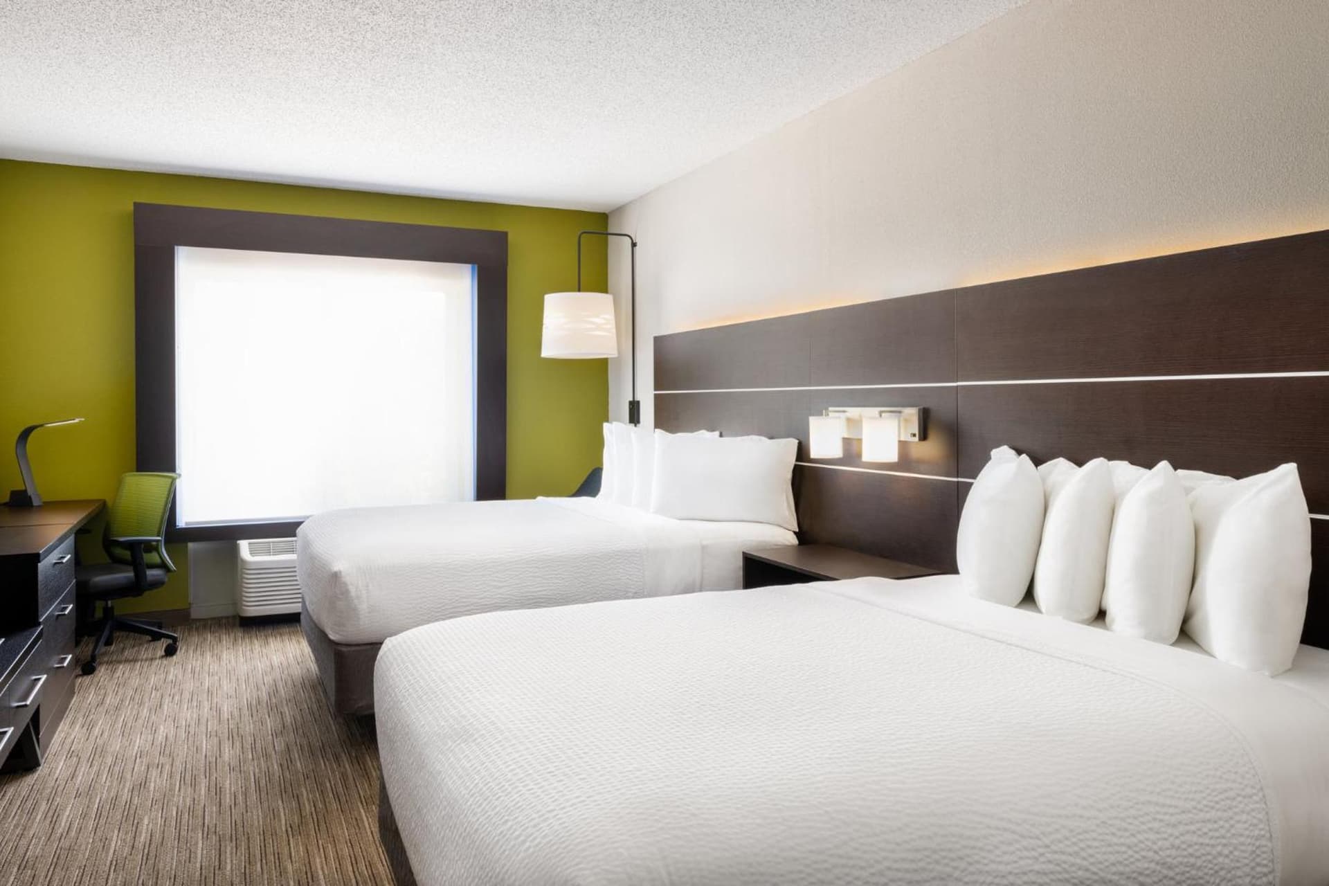 Holiday Inn Express & Suites Spring Hill by IHG gallery photo in Spring Hill, FL — image 67