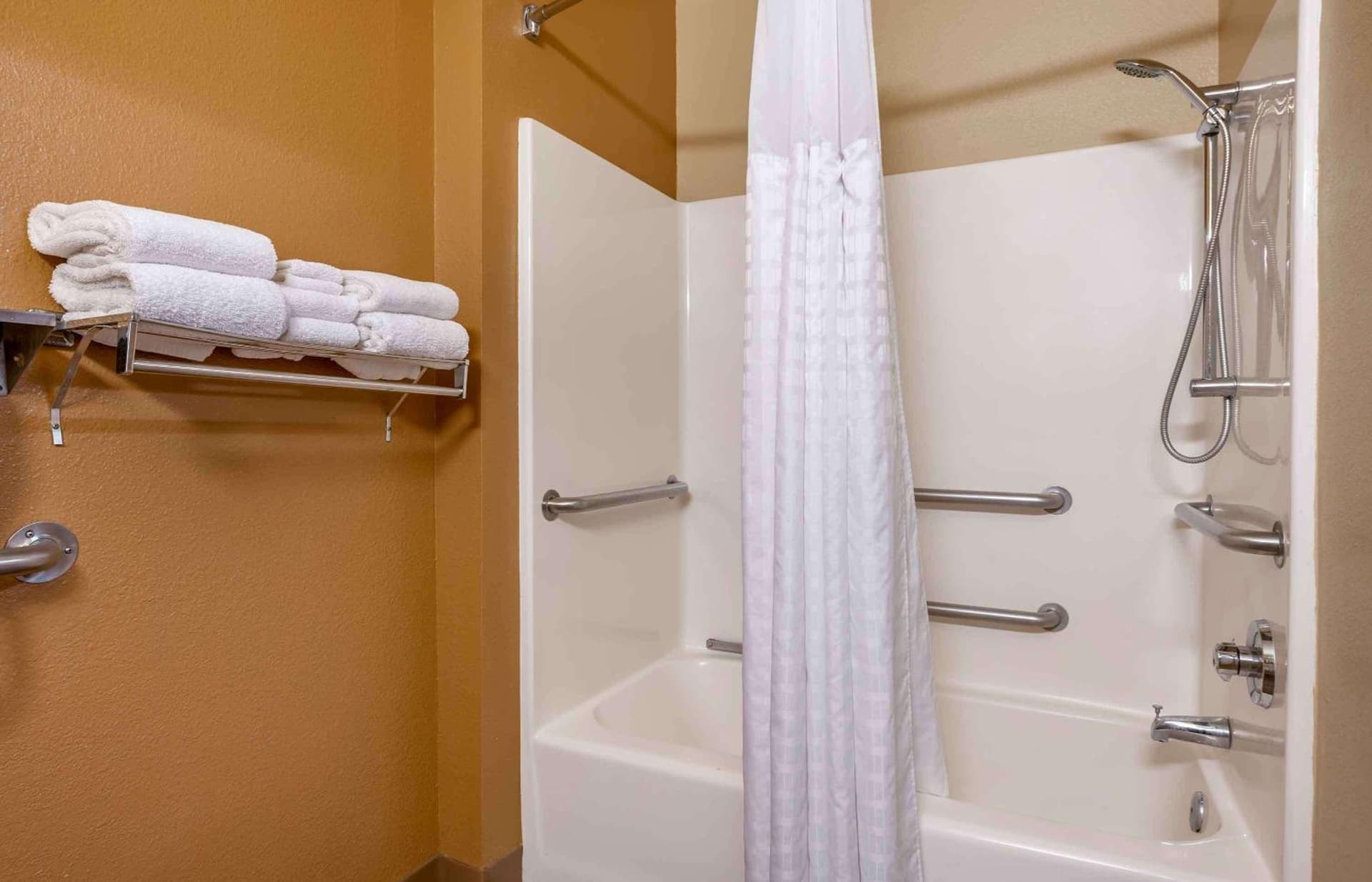 Extended Stay America Select Suites - Peoria - North gallery photo in Peoria, IL — image 36