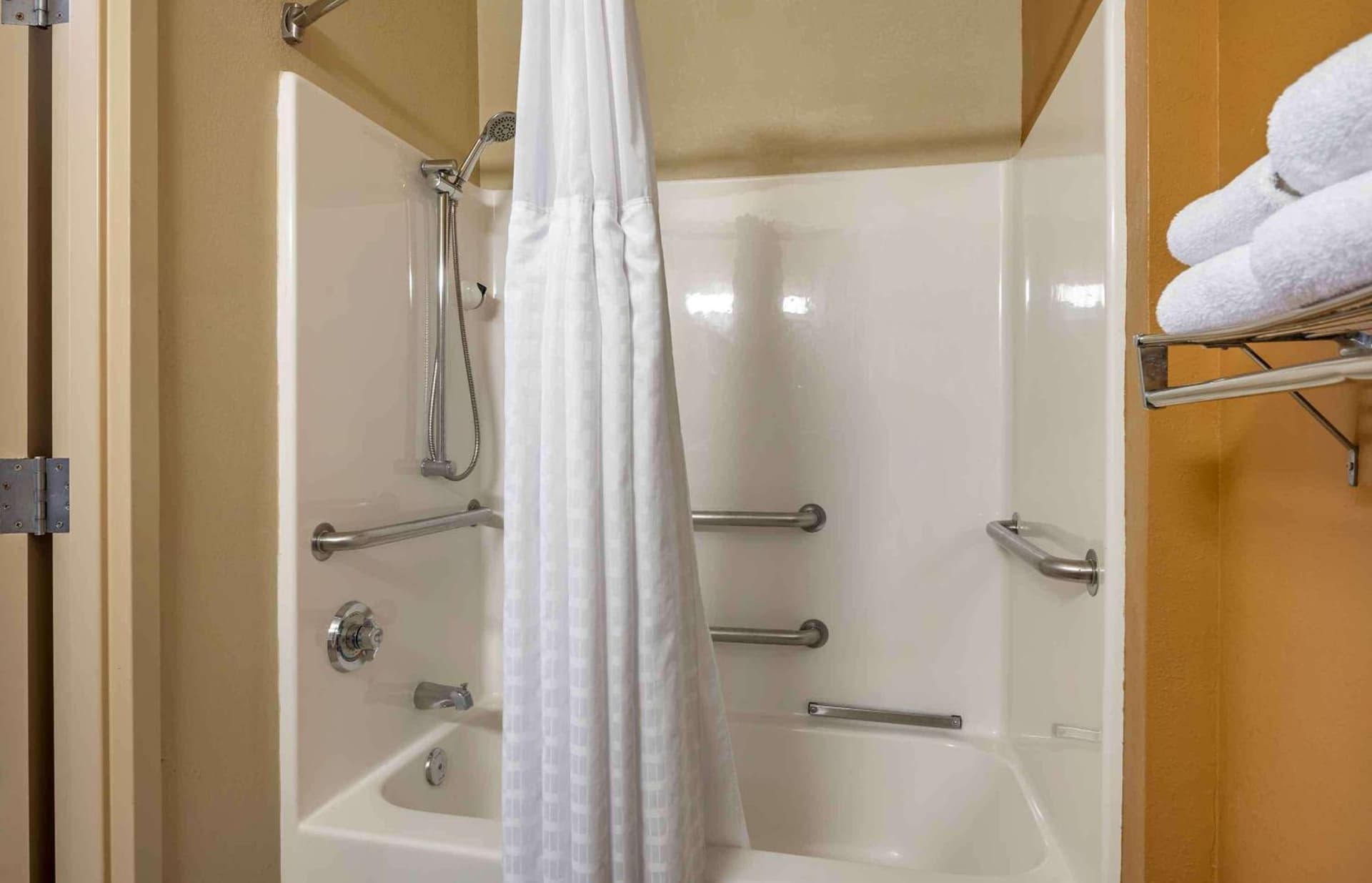 Extended Stay America Select Suites - Peoria - North gallery photo in Peoria, IL — image 38