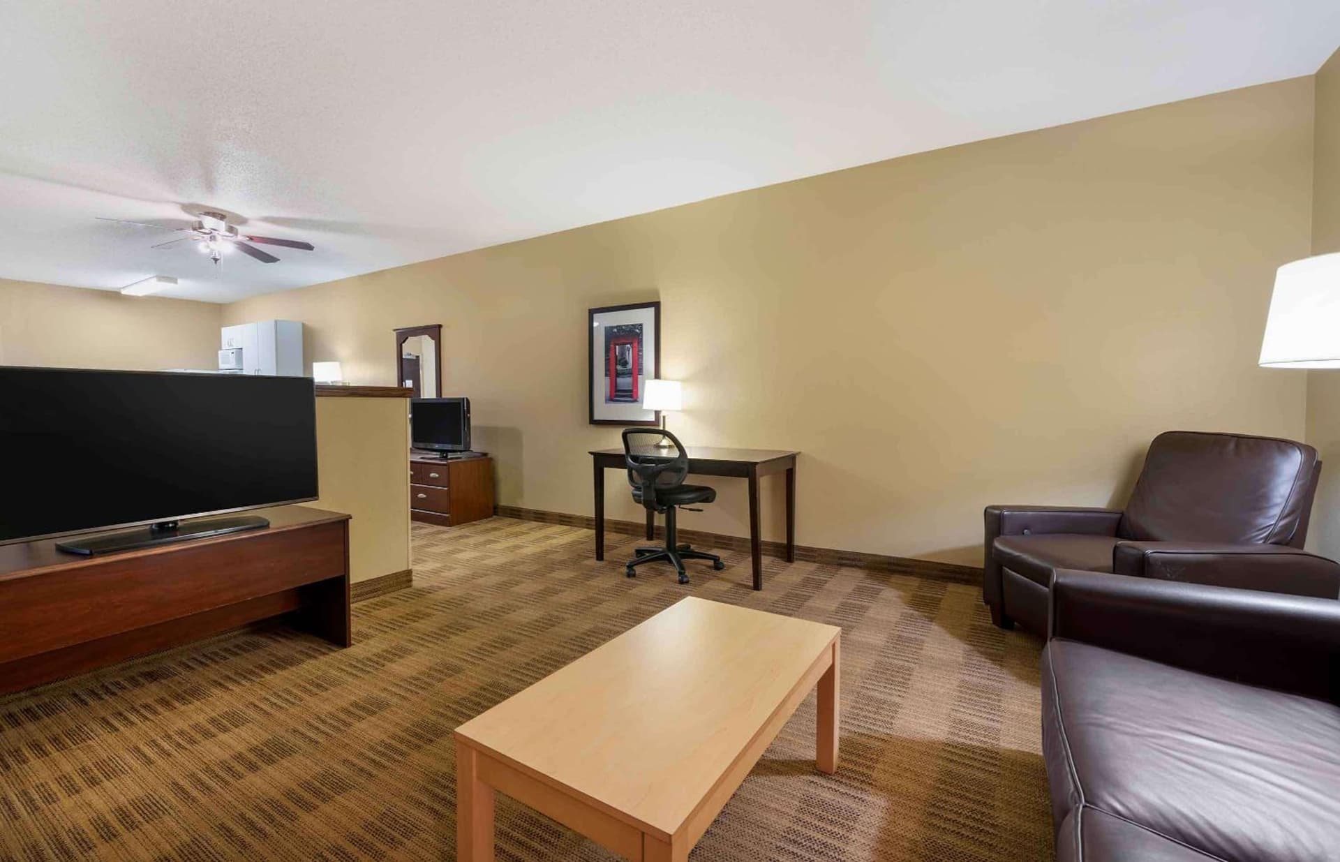 Extended Stay America Select Suites - Peoria - North gallery photo in Peoria, IL — image 42
