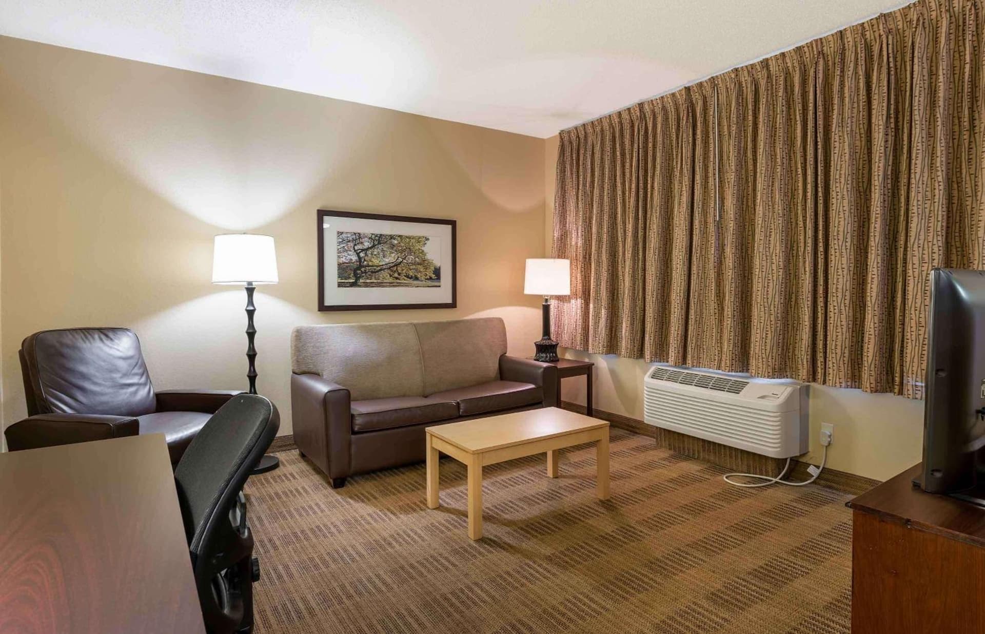 Extended Stay America Select Suites - Peoria - North gallery photo in Peoria, IL — image 43