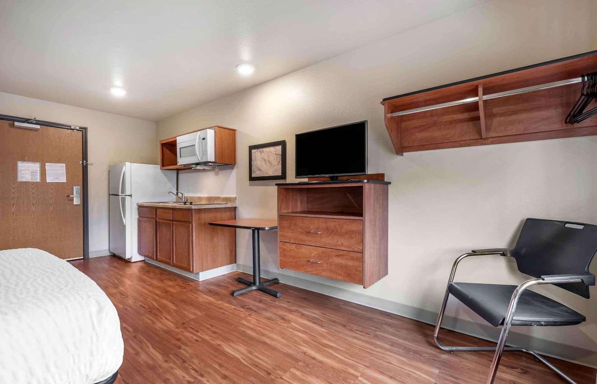 Extended Stay America Select Suites - Dayton - Miamisburg gallery photo in Dayton, OH — image 6