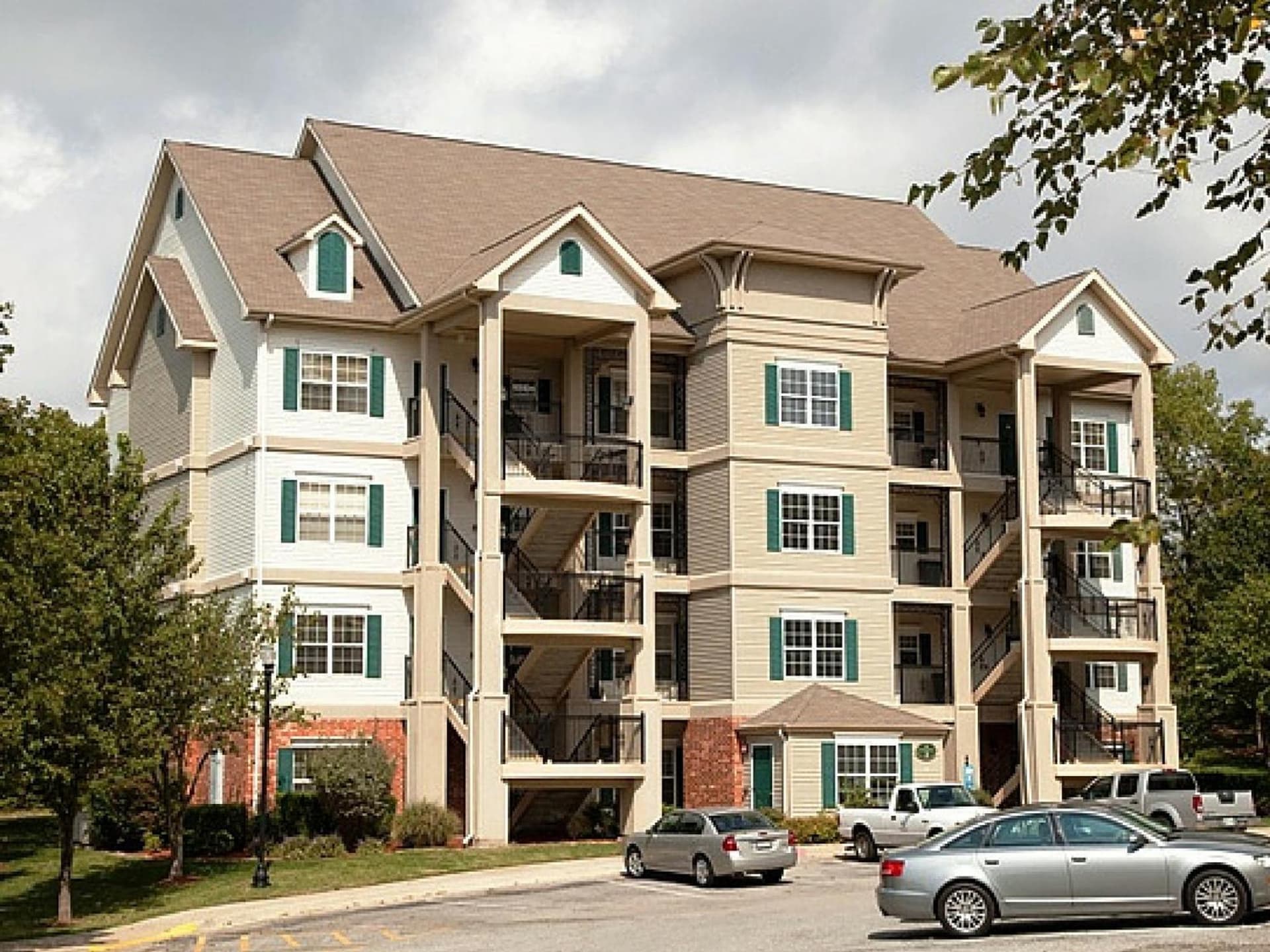French Quarter Resort by CoolVacay featured exterior or lobby in Branson, MO — similar hotel