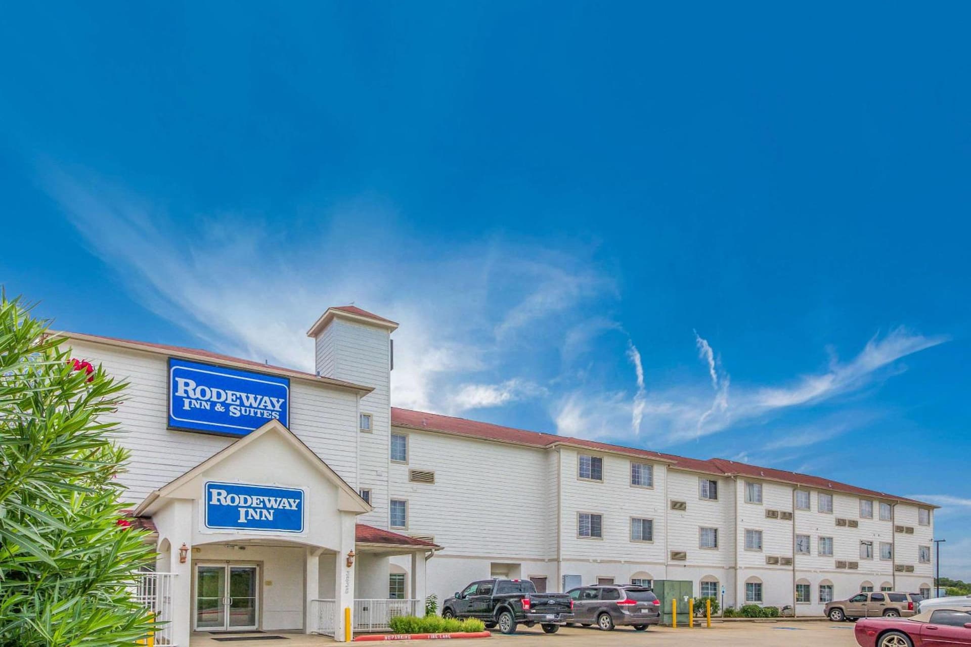 Rodeway Inn & Suites Port Arthur - Groves exterior or lobby in Port Arthur, TX — main listing photo