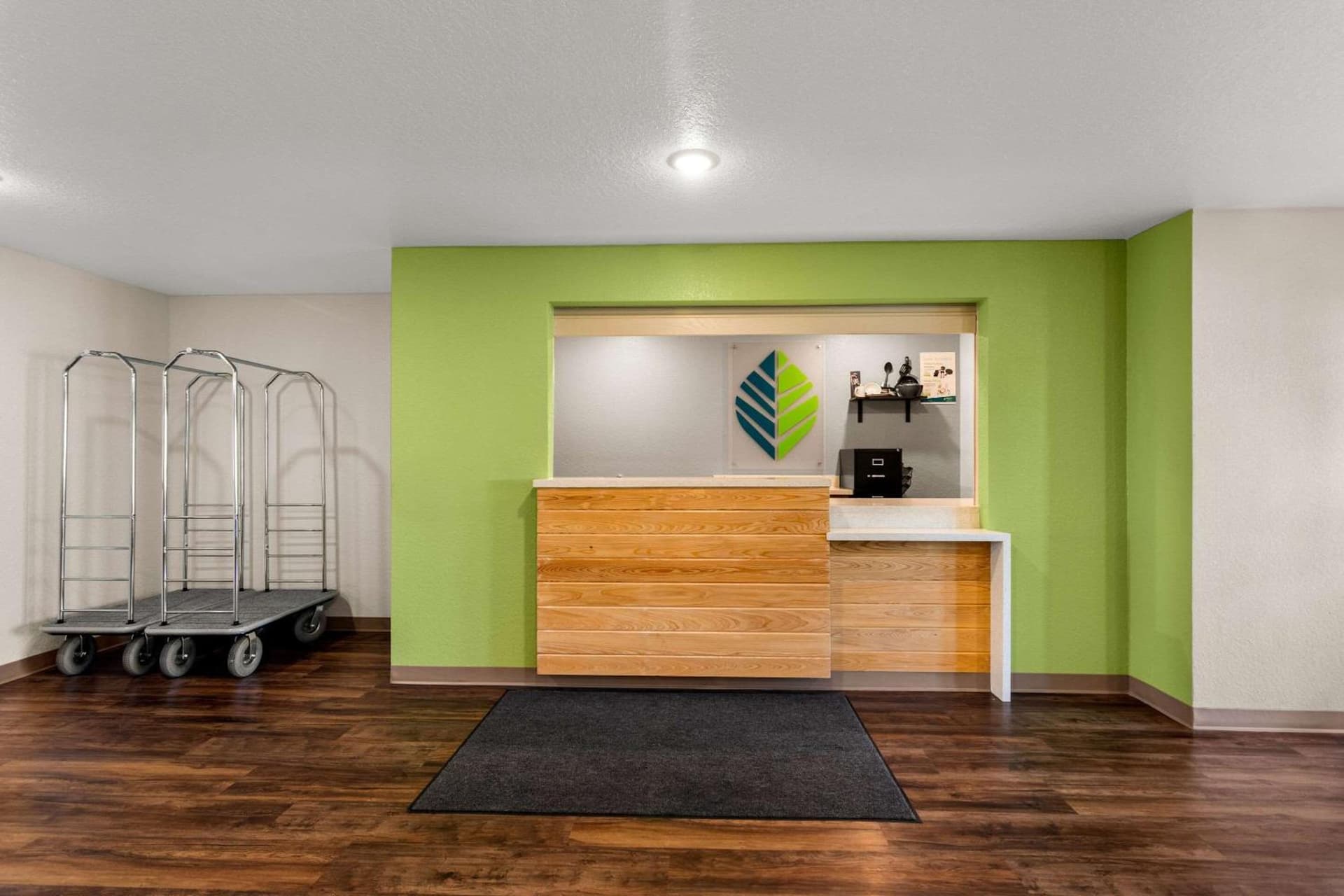 WoodSpring Suites Port St Lucie gallery photo in Port Saint Lucie, FL — image 18