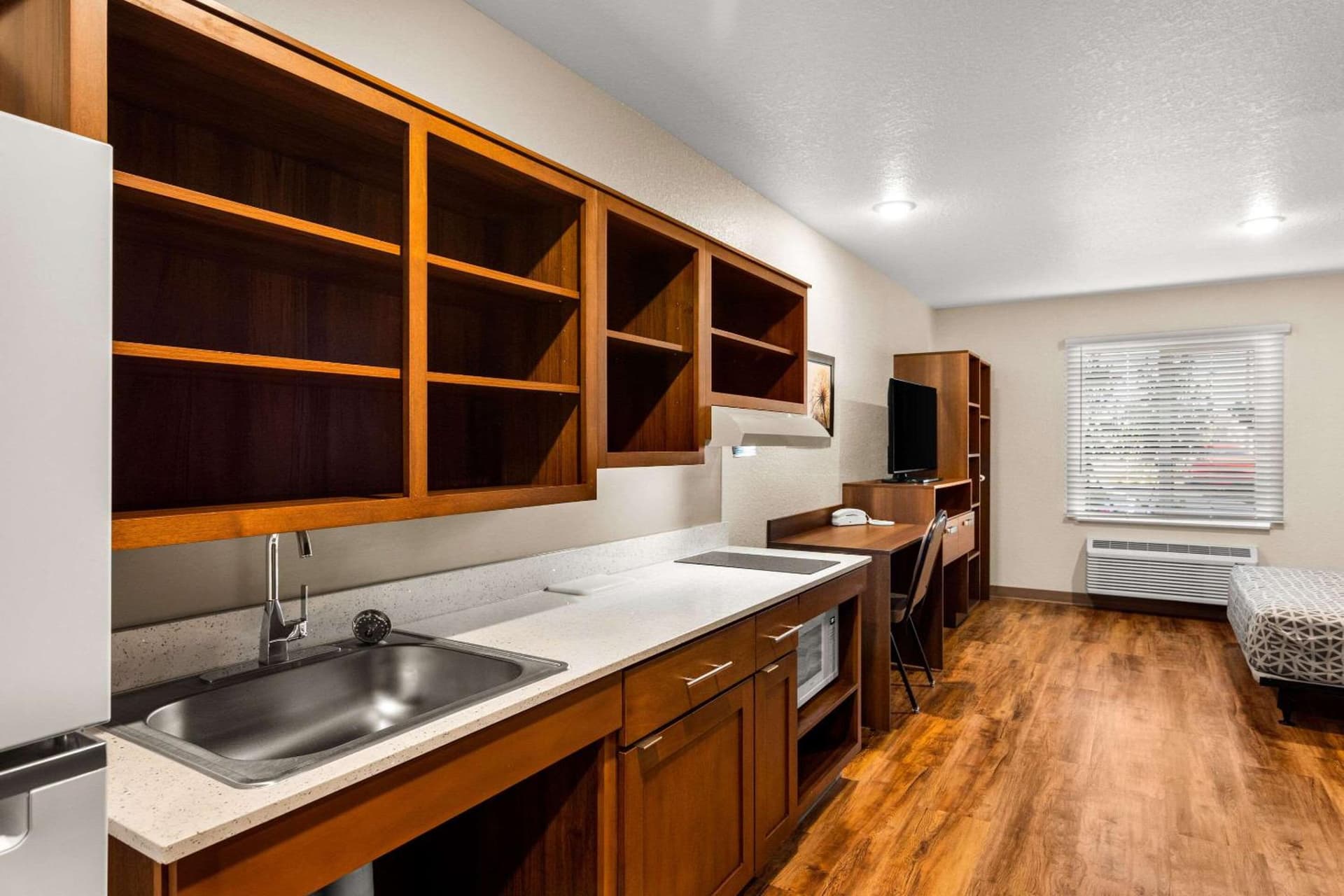 WoodSpring Suites Port St Lucie gallery photo in Port Saint Lucie, FL — image 21