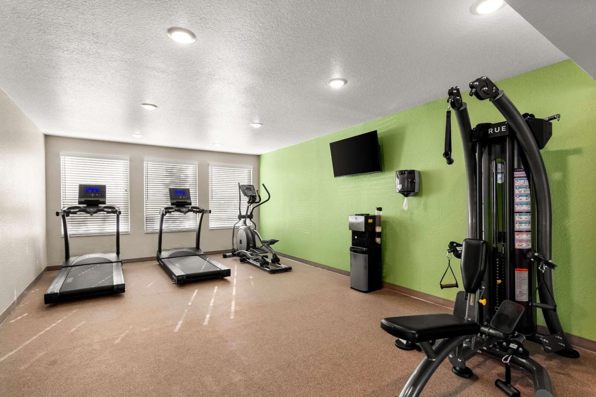 WoodSpring Suites Port St Lucie property views in Port Saint Lucie, FL — gallery photo 3