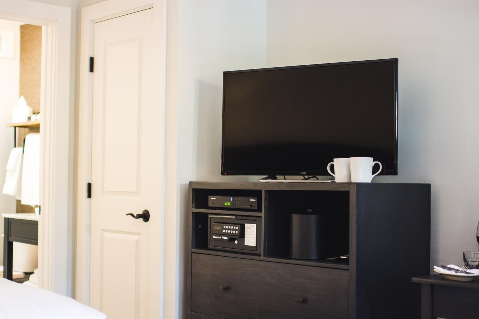 Hotel Hi-Ho - Contactless Check-In gallery photo in Fairfield, CT — image 18