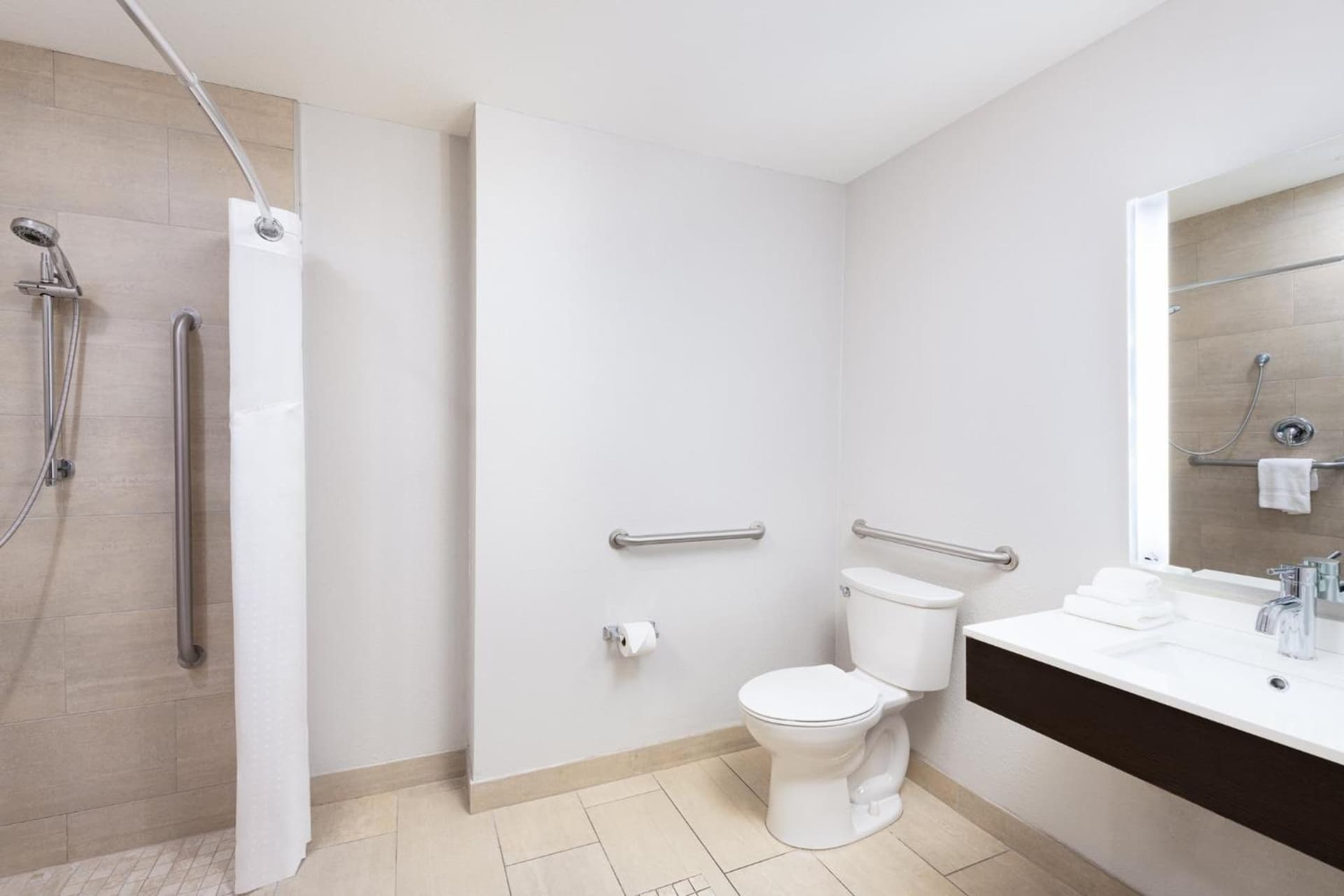Holiday Inn Express & Suites Spring Hill by IHG gallery photo in Spring Hill, FL — image 24