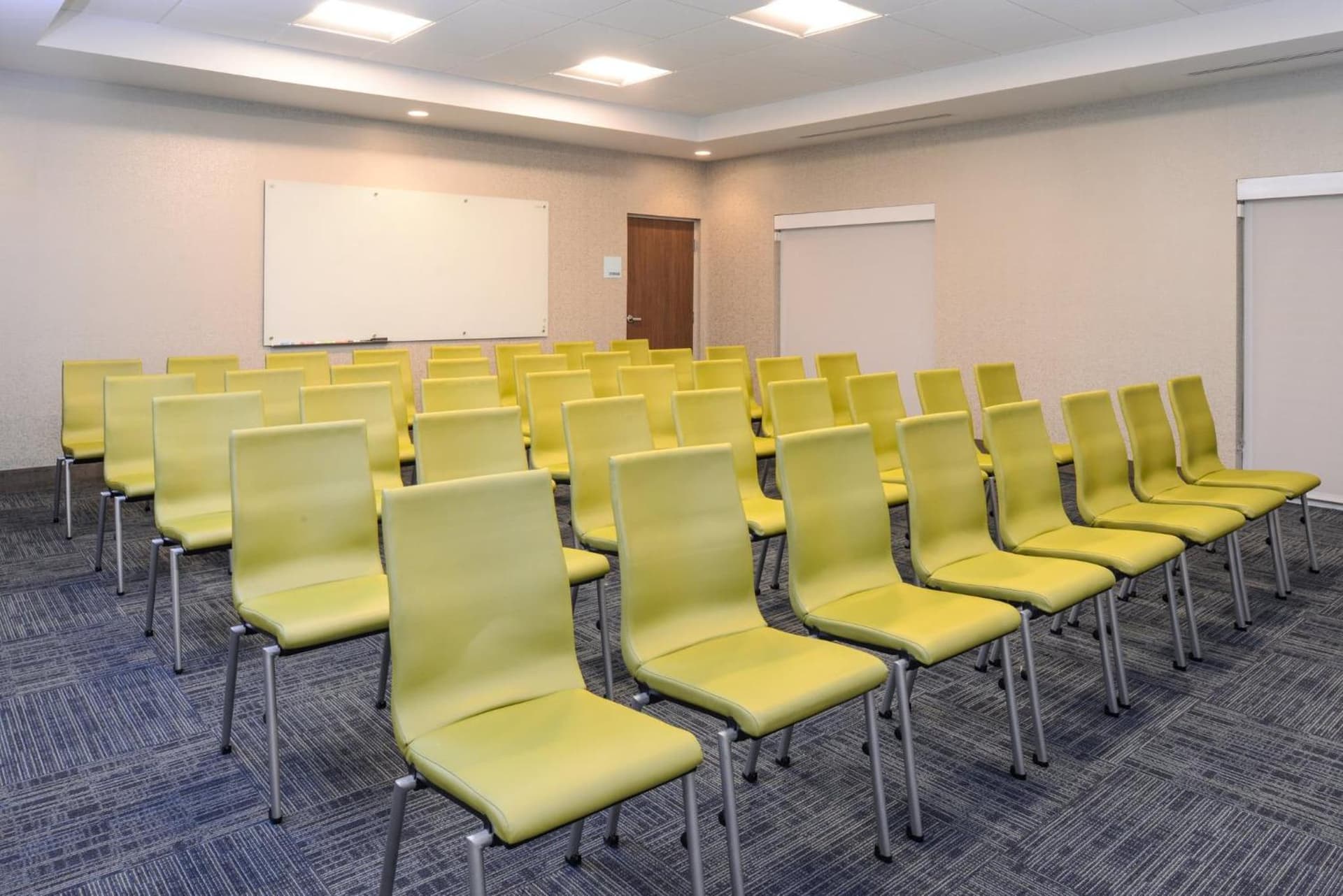 Holiday Inn Express & Suites - St. Petersburg - Madeira Beach by IHG gallery photo in St Petersburg, FL — image 42