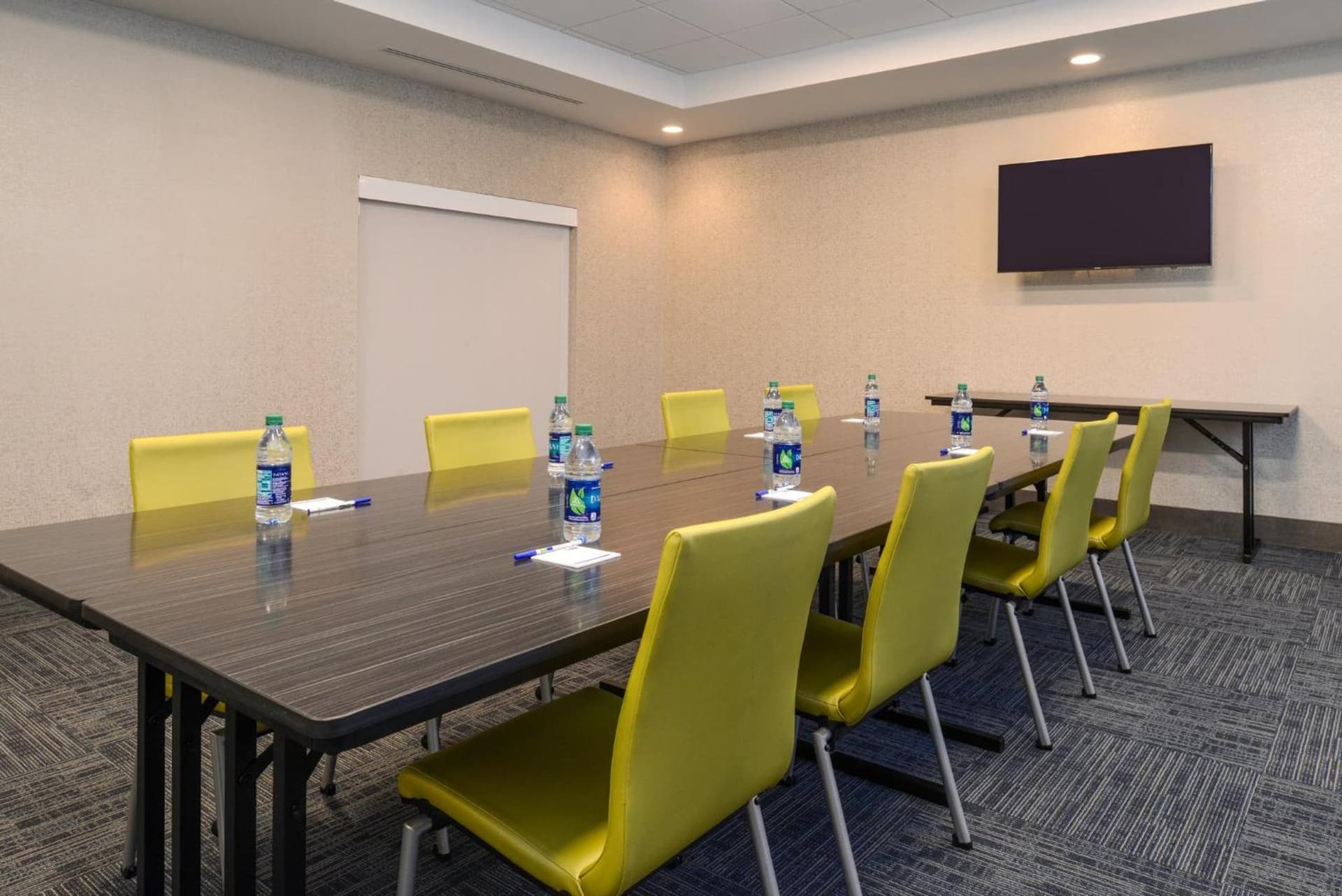Holiday Inn Express & Suites - St. Petersburg - Madeira Beach by IHG gallery photo in St Petersburg, FL — image 18