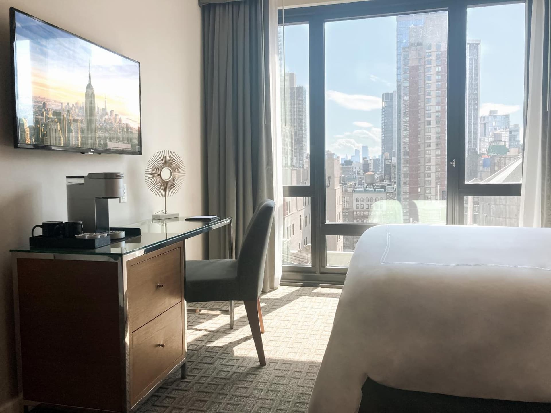 Executive Hotel Le Soleil New York gallery photo in New York, NY — image 13